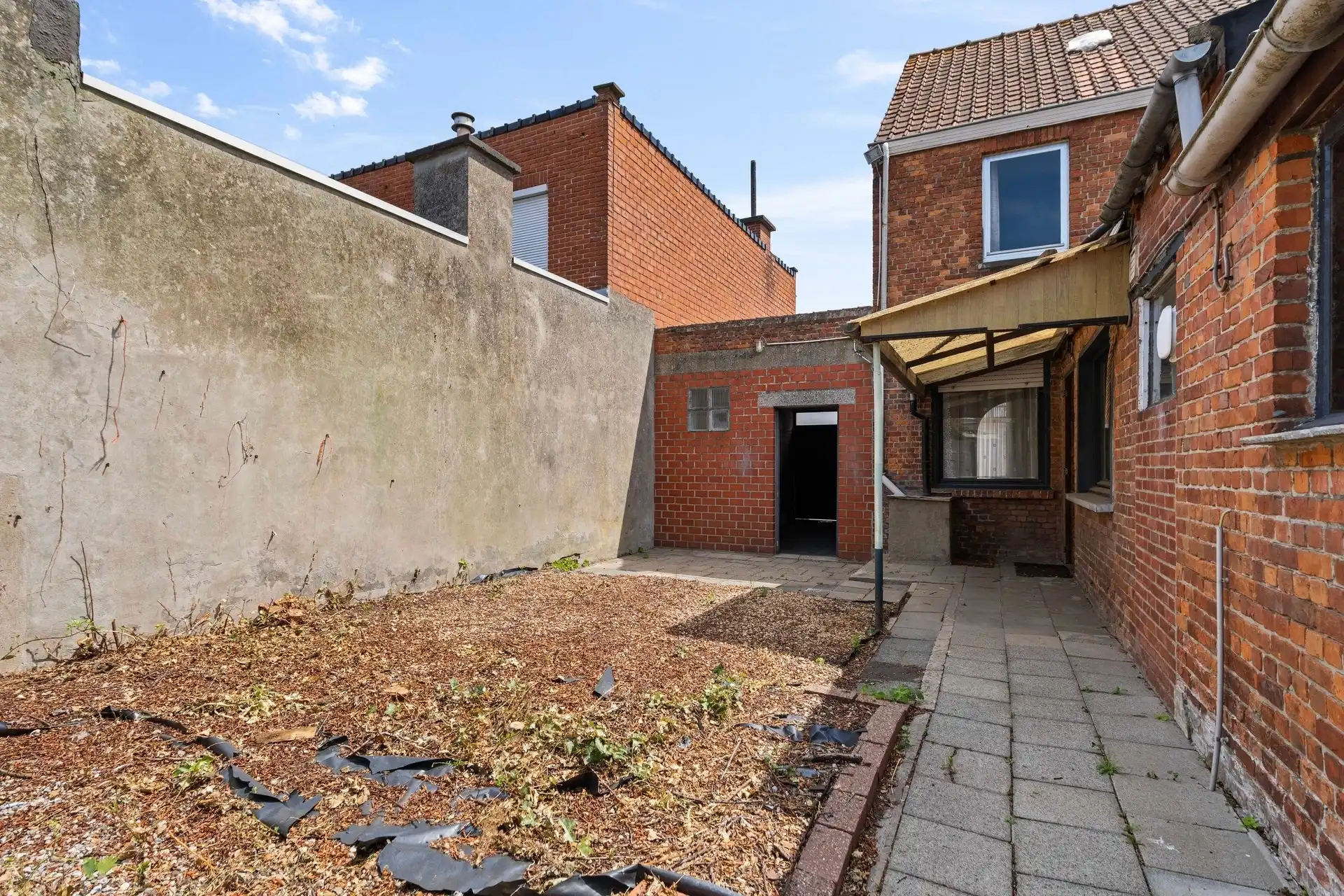 te renoveren rijwoning met potentieel foto 12