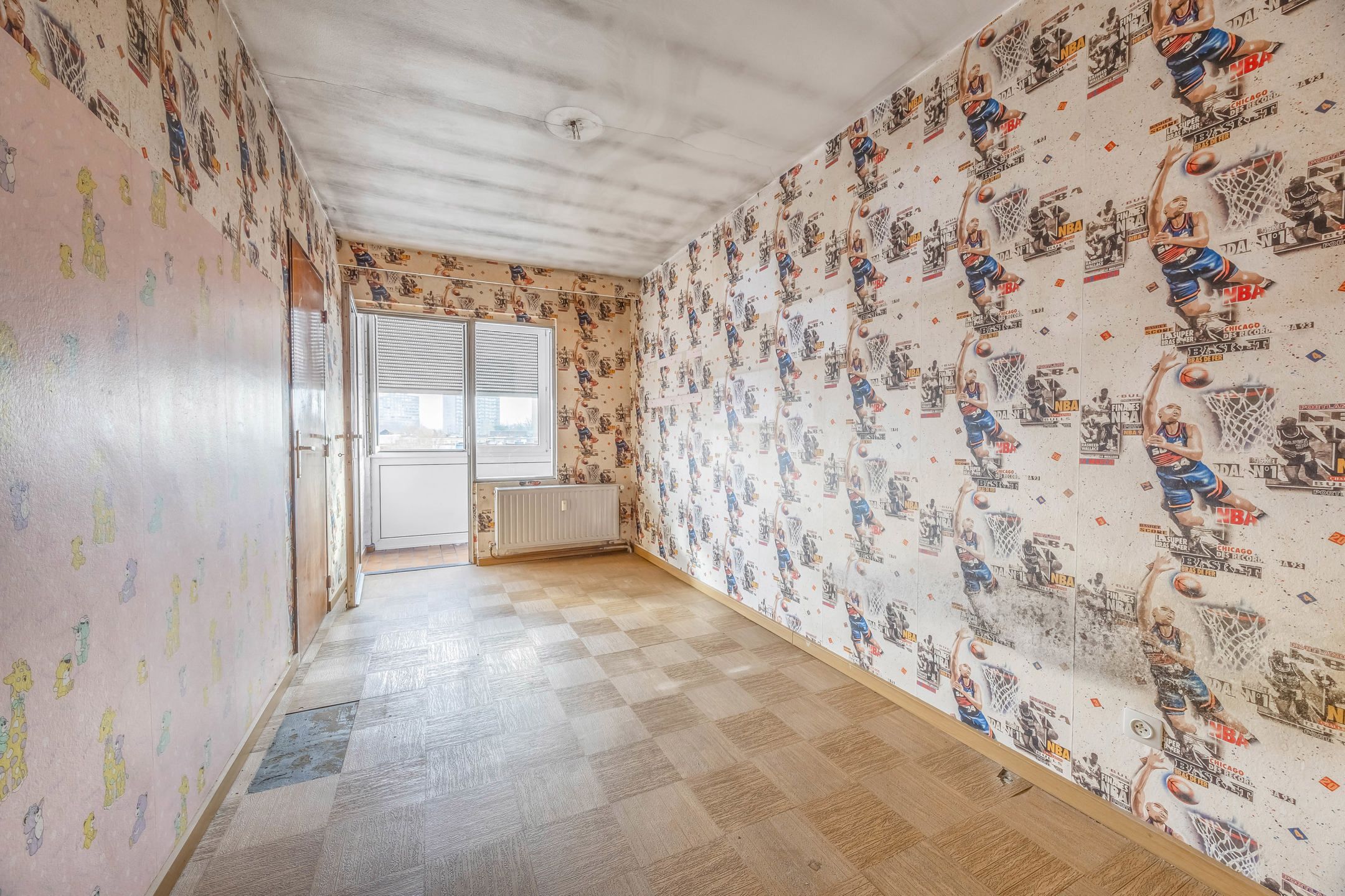 Appartement in Deurne met Renovatiepotentieel foto 8