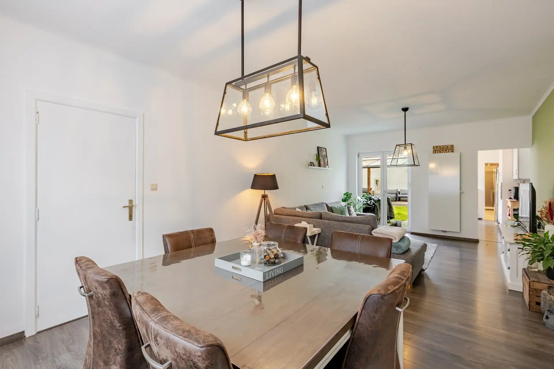 Charmante instapklare woning centrum Destelbergen! foto 5