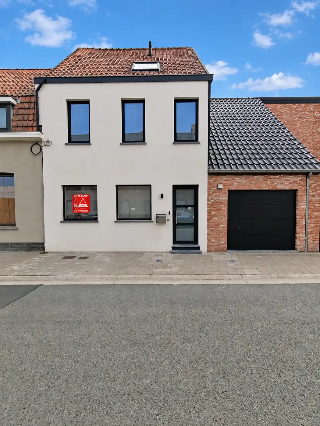 Dadizele – Instapklare woning in het centrum foto 2