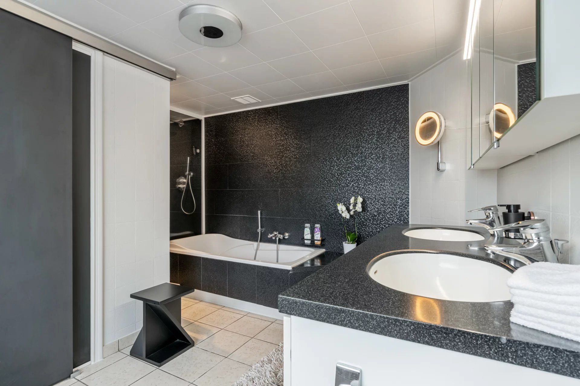 Instapklare woning met multifunctionele ruimte in levendige buurt te Heusden foto 19