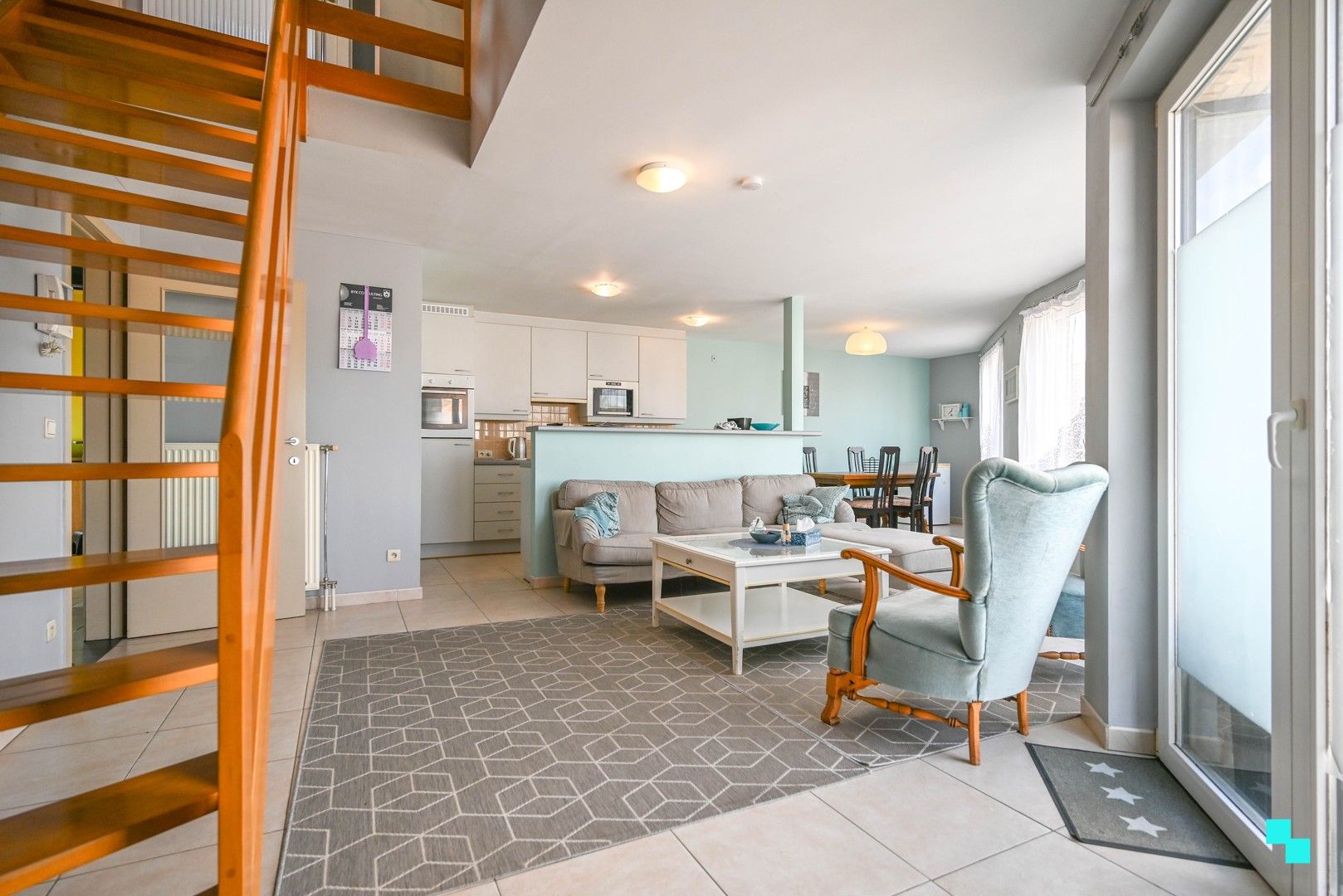 Ruim, energiezuinig duplexappartement nabij centrum Dentergem foto 2