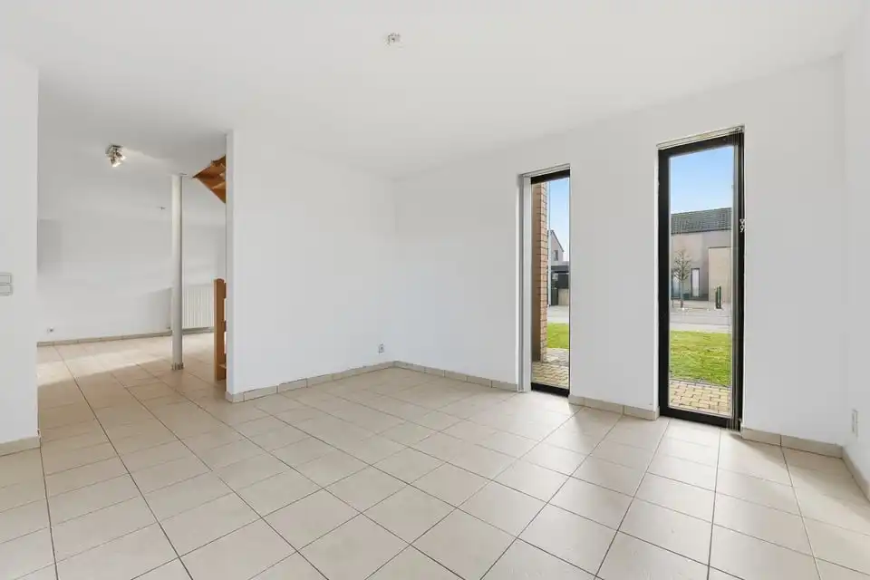 GEZELLIGE INSTAPKLARE GEZINSWONING MET 3 SLAAPKAMERS IN KOZEN foto 16