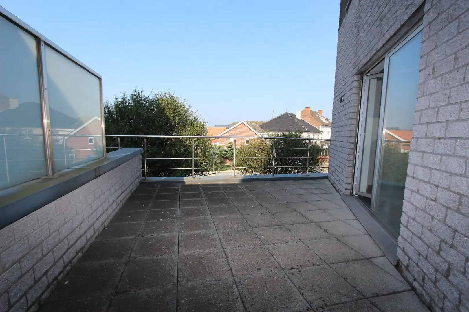 RUIM DUPLEX APPARTEMENT MET TERRAS foto 3