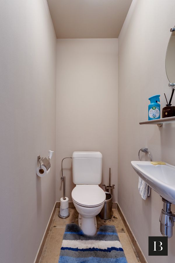 Goed onderhouden appartement met 2 slaapkamers foto 11