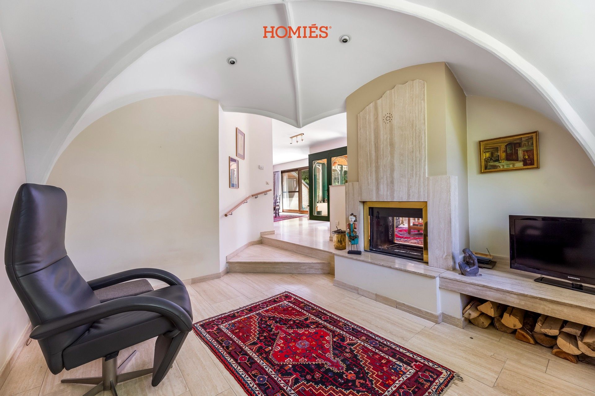 Instapklare villa op een ruim perceel foto 10