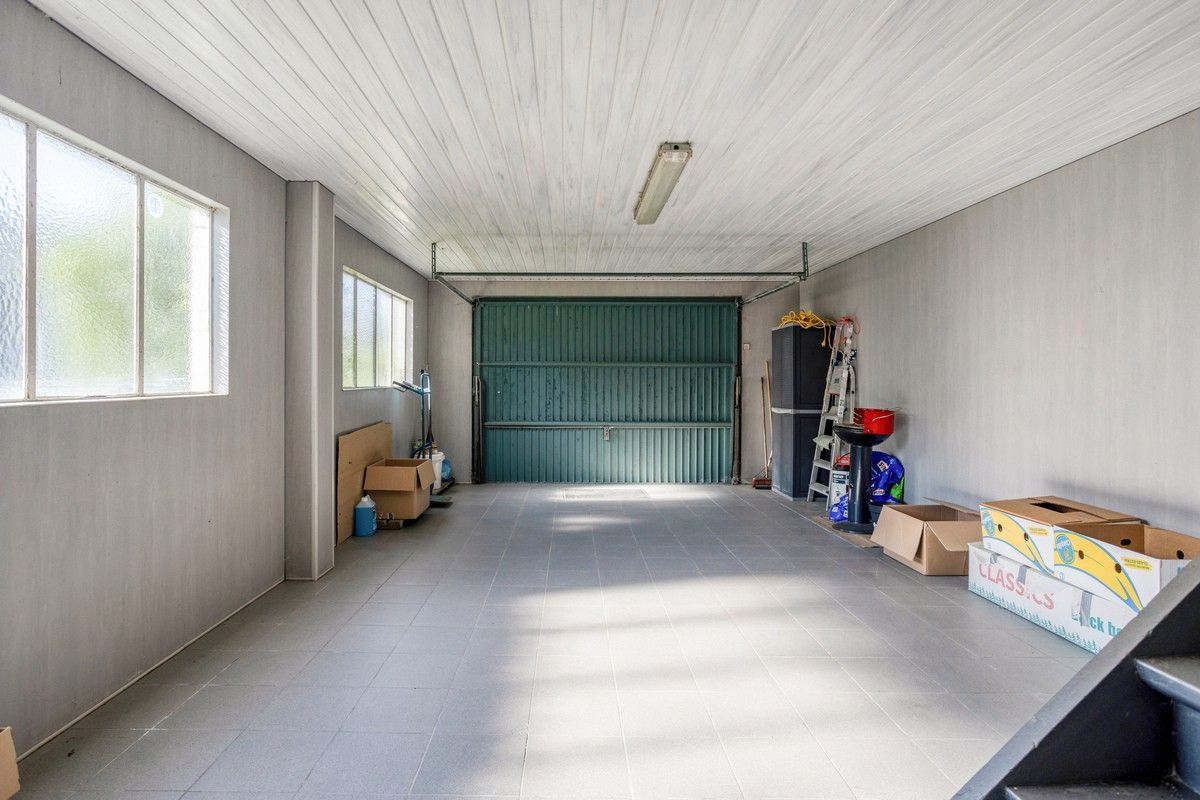 Vergunde Loods en Kantoorruimte met instapklare woning foto 7