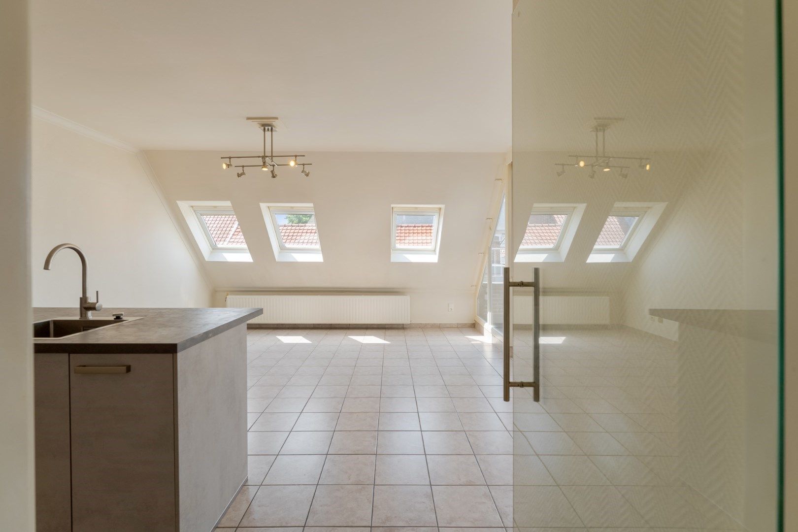 Goed verzorgd, gezellig duplex-appartement in het centrum met 2 slaapkamers, bureelruimte, terras foto 8