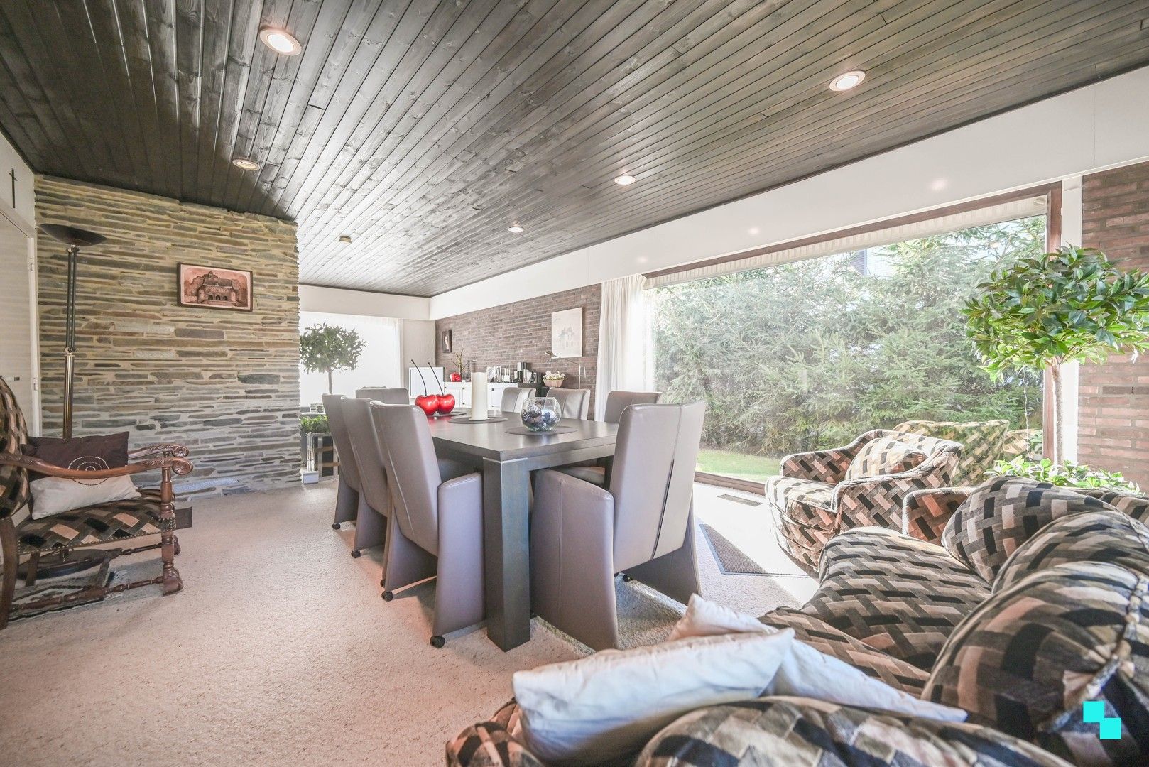 Charmante bungalow met landelijk uitzicht in Moen foto 10