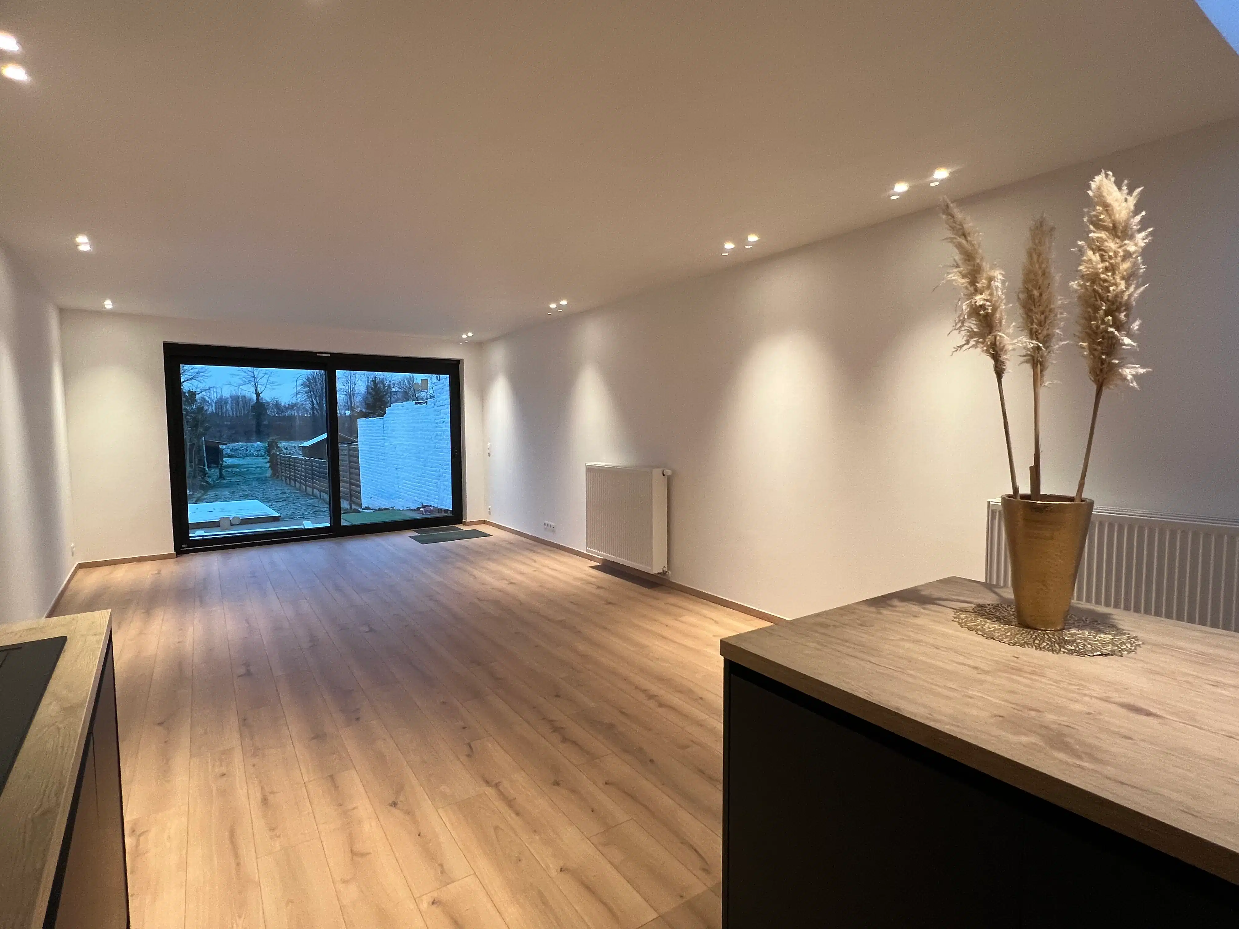 Instapklare, volledig gerenoveerde woning met 3 slaapkamers en tuin met groen zicht – EPC A foto 8