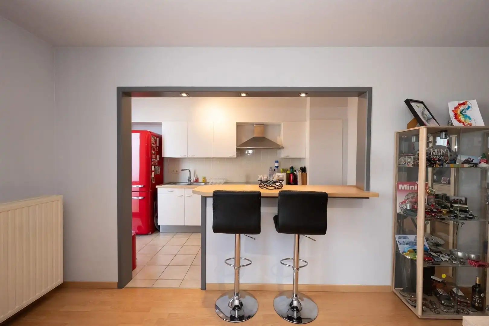 RUIM LICHTRIJK HOEKAPPARTEMENT MET GEZELLIG ZONNETERRAS EN ONDERGRONDSE AUTOSTAANPLAATS! foto 11