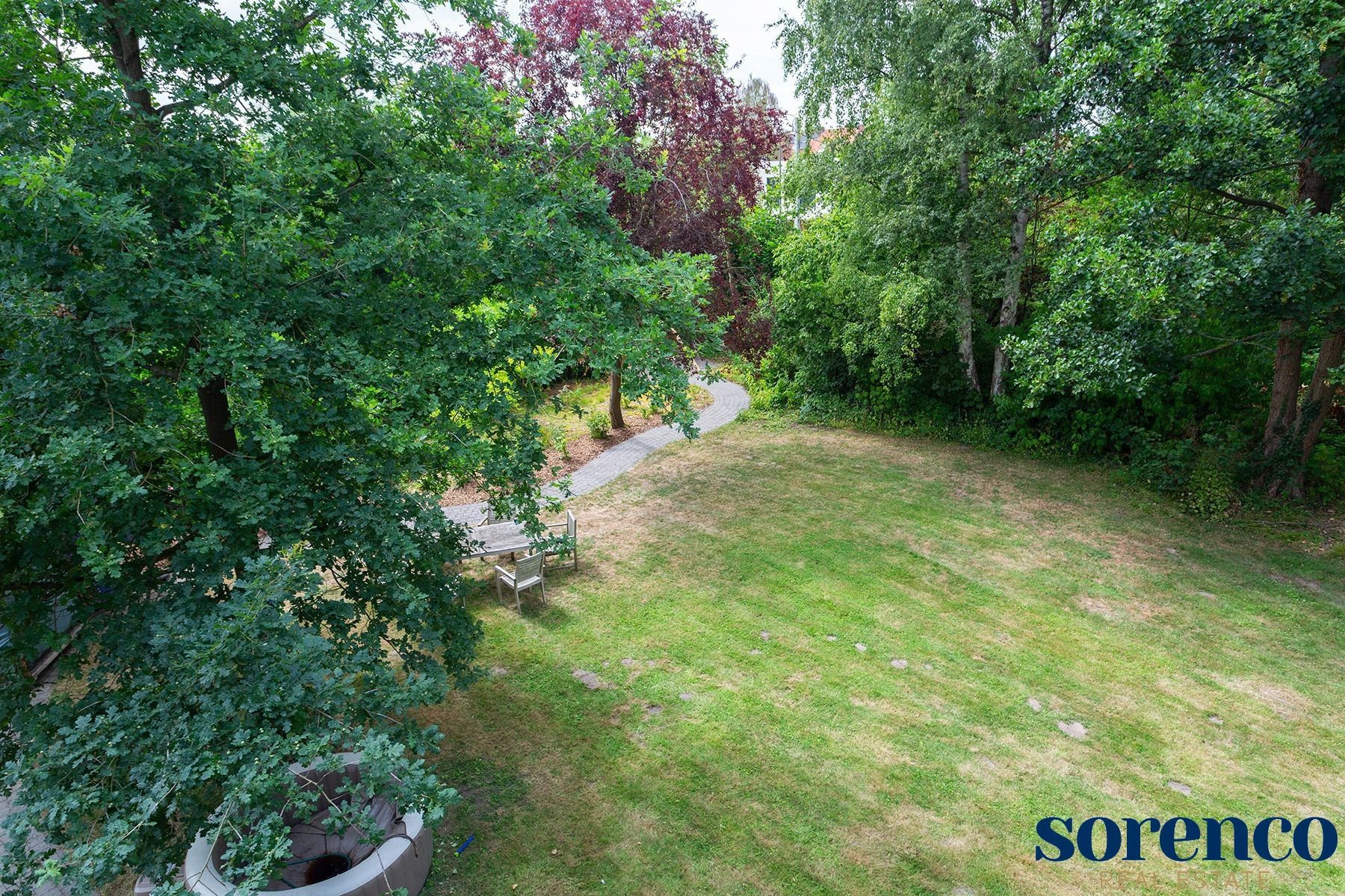 Uitzonderlijke dubbelwoonst ca. 420m² op perceel ca. 4700m² foto 24