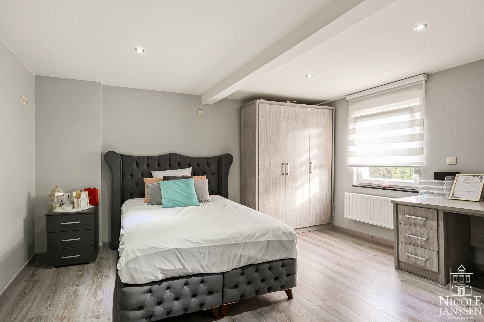 Gerenoveerde gezinswoning  foto 39