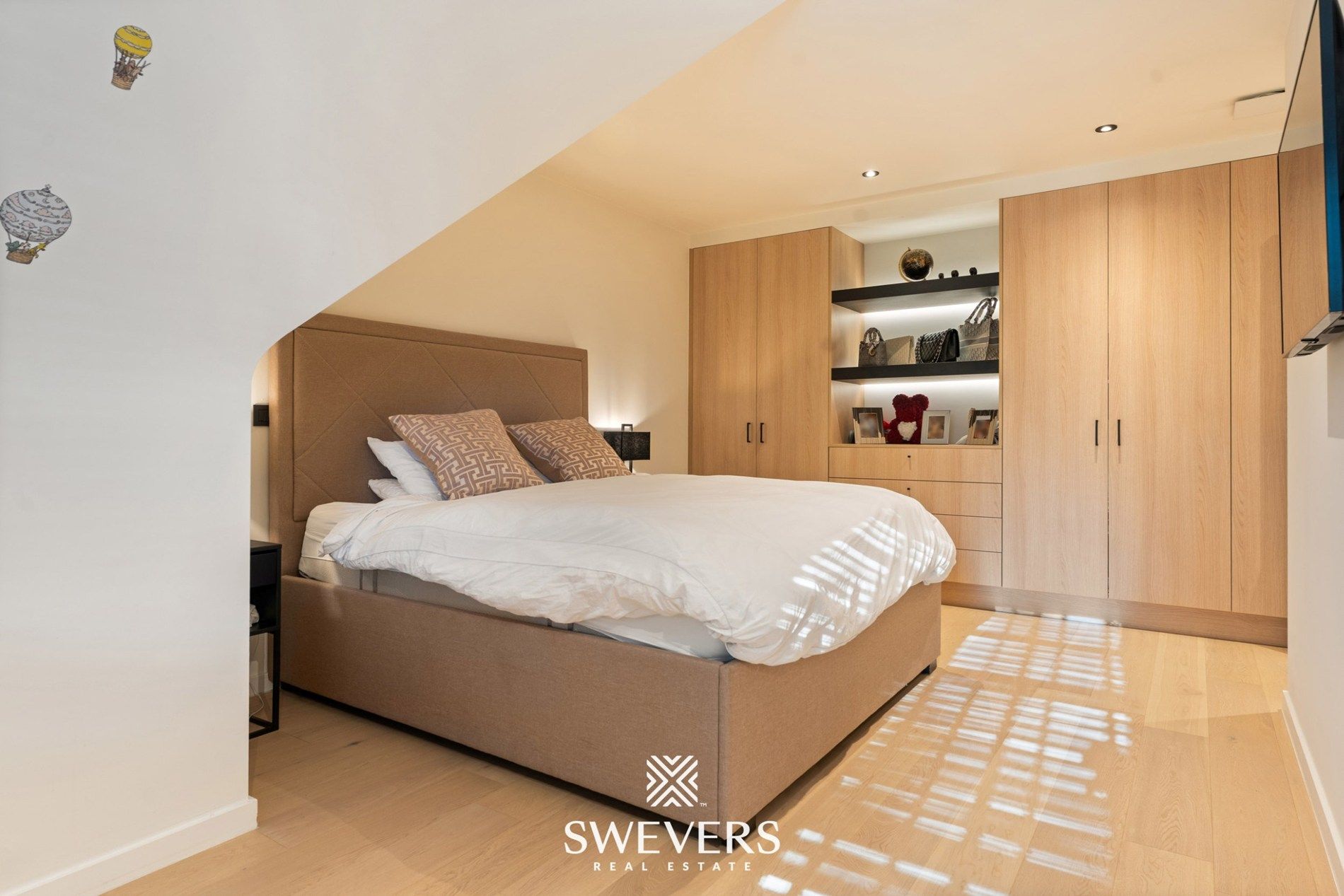 Luxueus villa-appartement in het centrum van Bolderberg foto 21