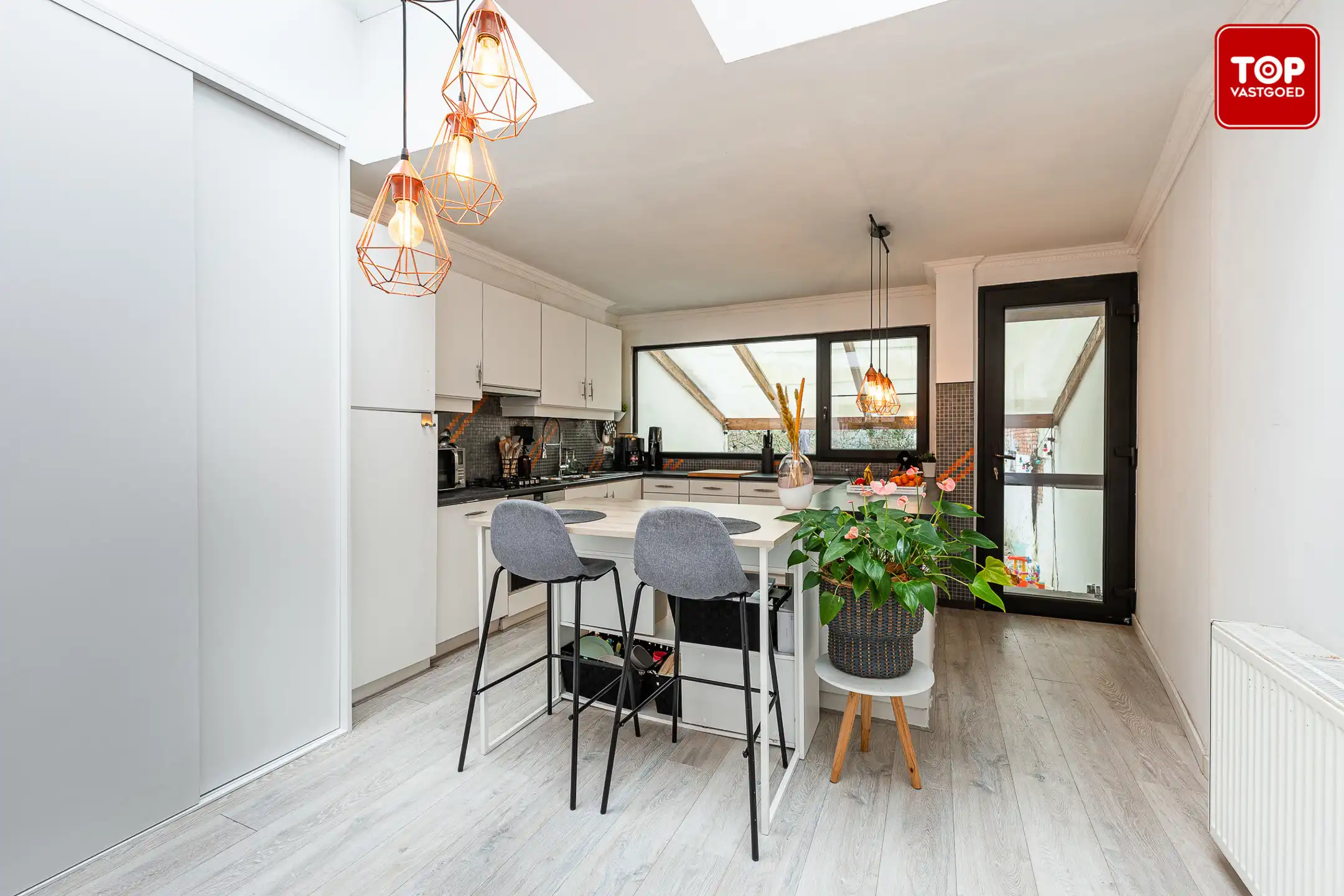 Instapklare en energiezuinige woning in centrum Wetteren. foto 7