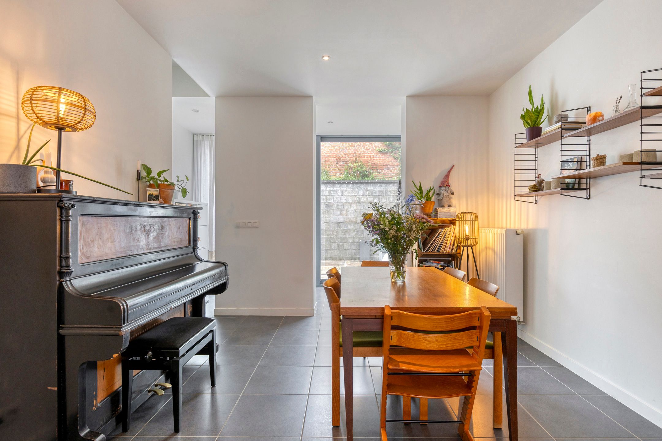 Gerenoveerde rijwoning op toplocatie! foto 7