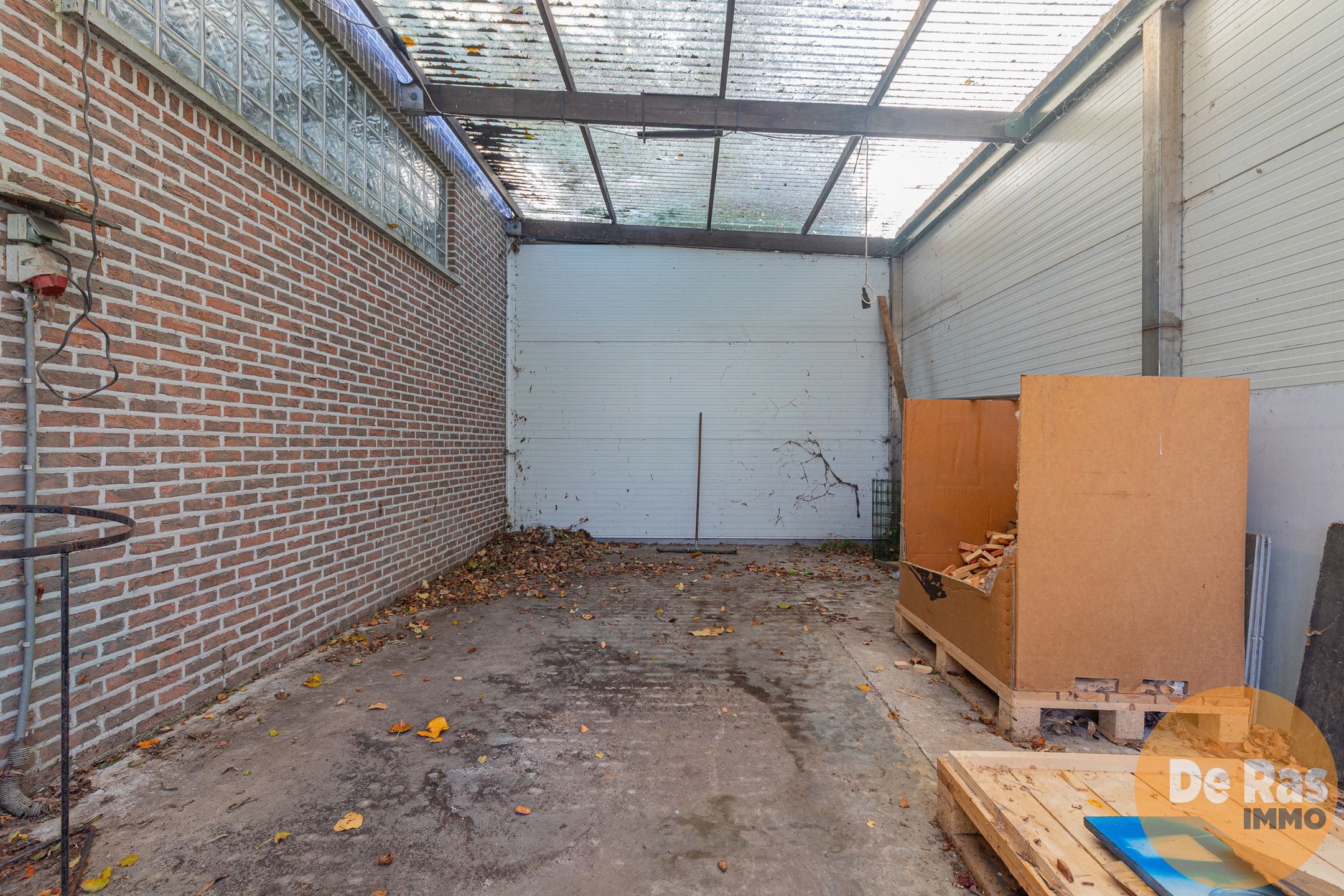 LOKEREN - Open bebouwing met bijgebouw/werkplaats van 90 m² foto 11