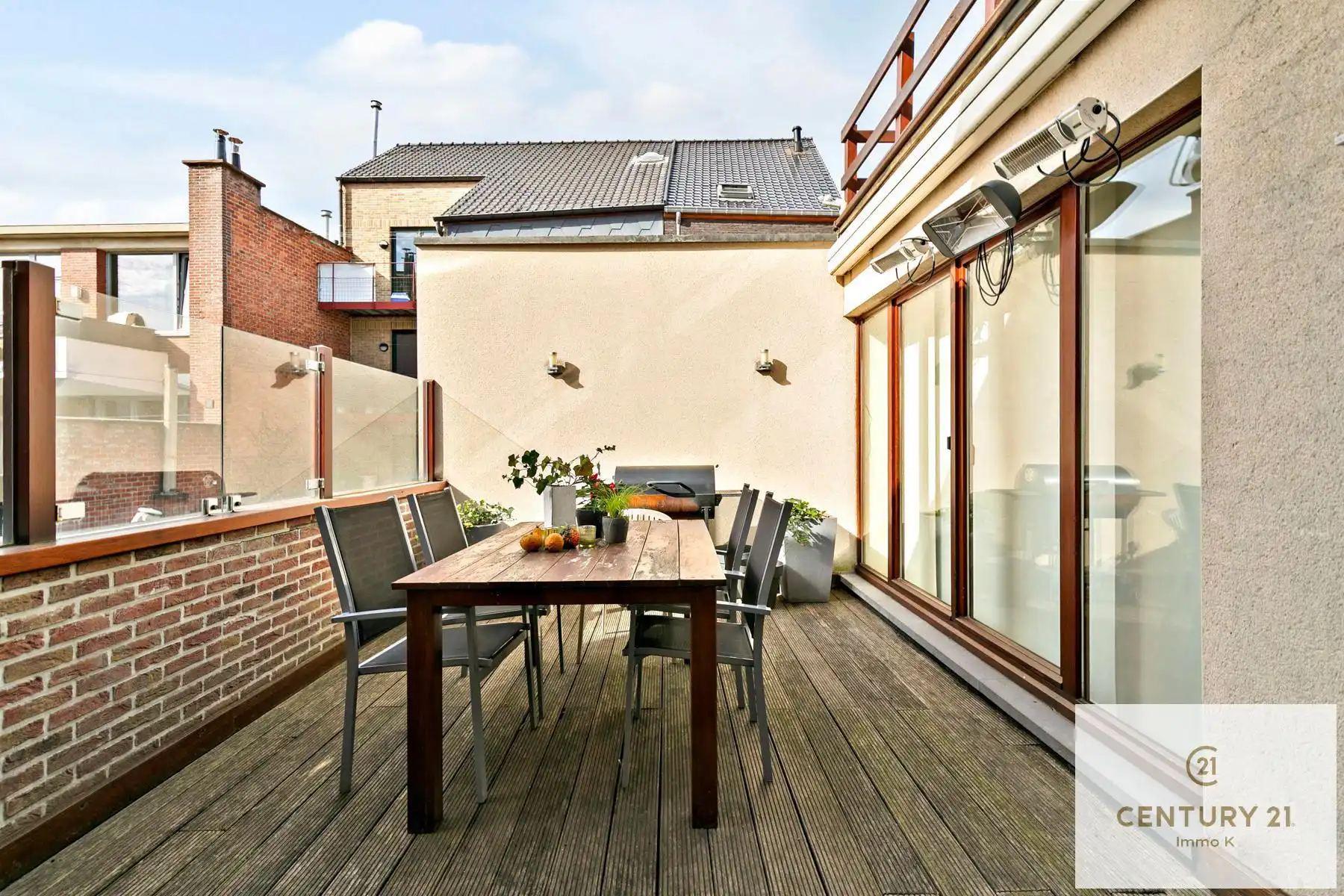 Opbrengsteigendom - verhuurd app. en kantoor op toplocatie! foto 24