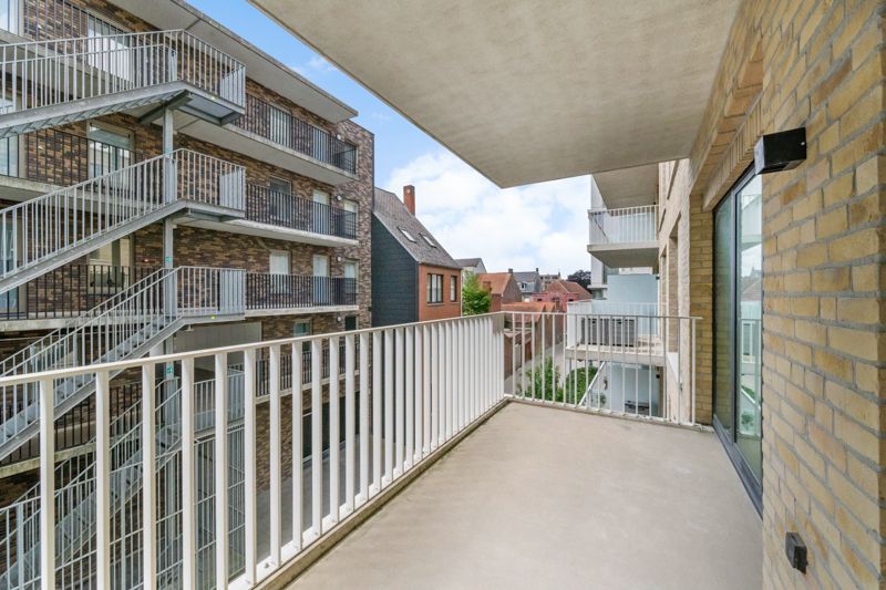 Modern nieuwbouwappartement te koop in Roeselare met gunstige oriëntatie foto {{pictureIndex}}