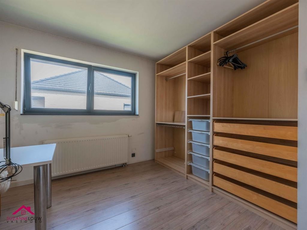 Vrijstaande gezinswoning in hedendaagse stijl foto 22
