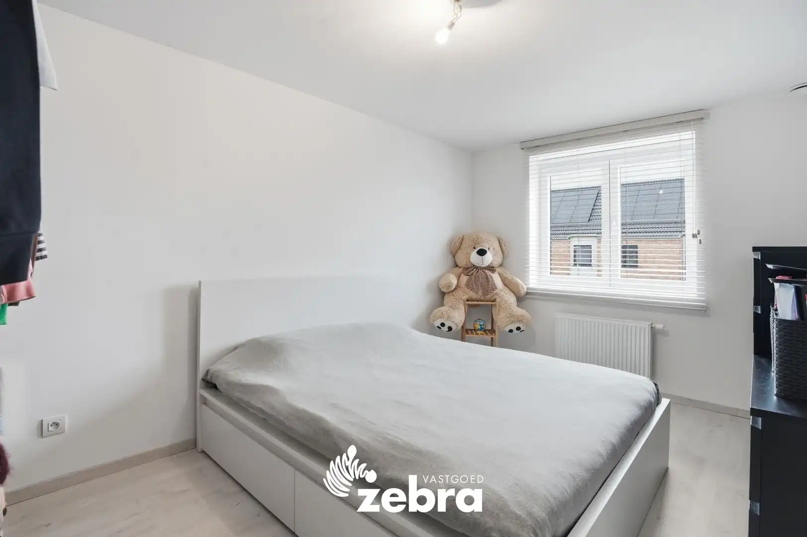 Instapklare woning met 3 slaapkamers en garage te Meulebeke! foto 13