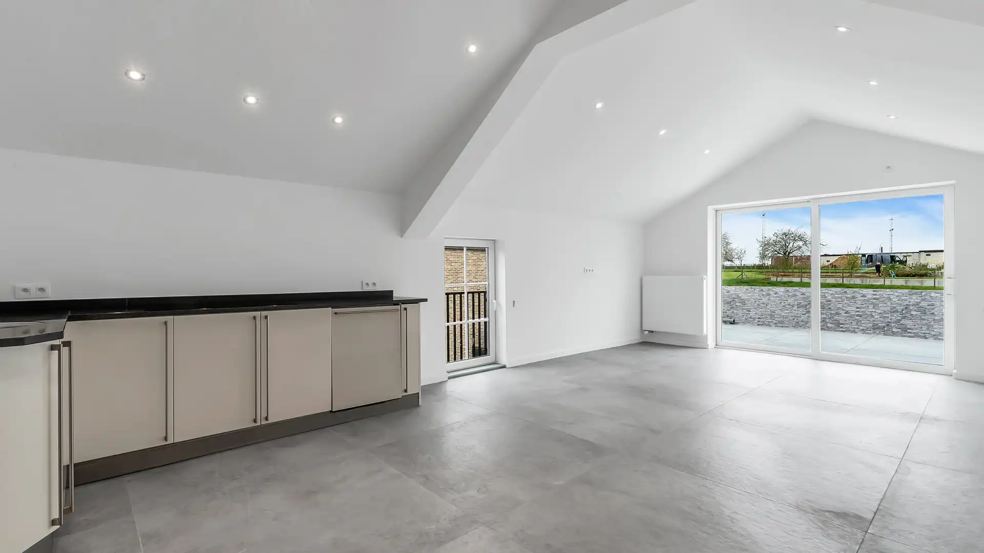 INSTAPKLARE, VOLLEDIG VERNIEUWDE EENGEZINSWONING MET APARTE LEEFUNIT EN PRACHTIG GOED UITZICHT IN HET CHARMANTE GENOELSELDEREN foto 8