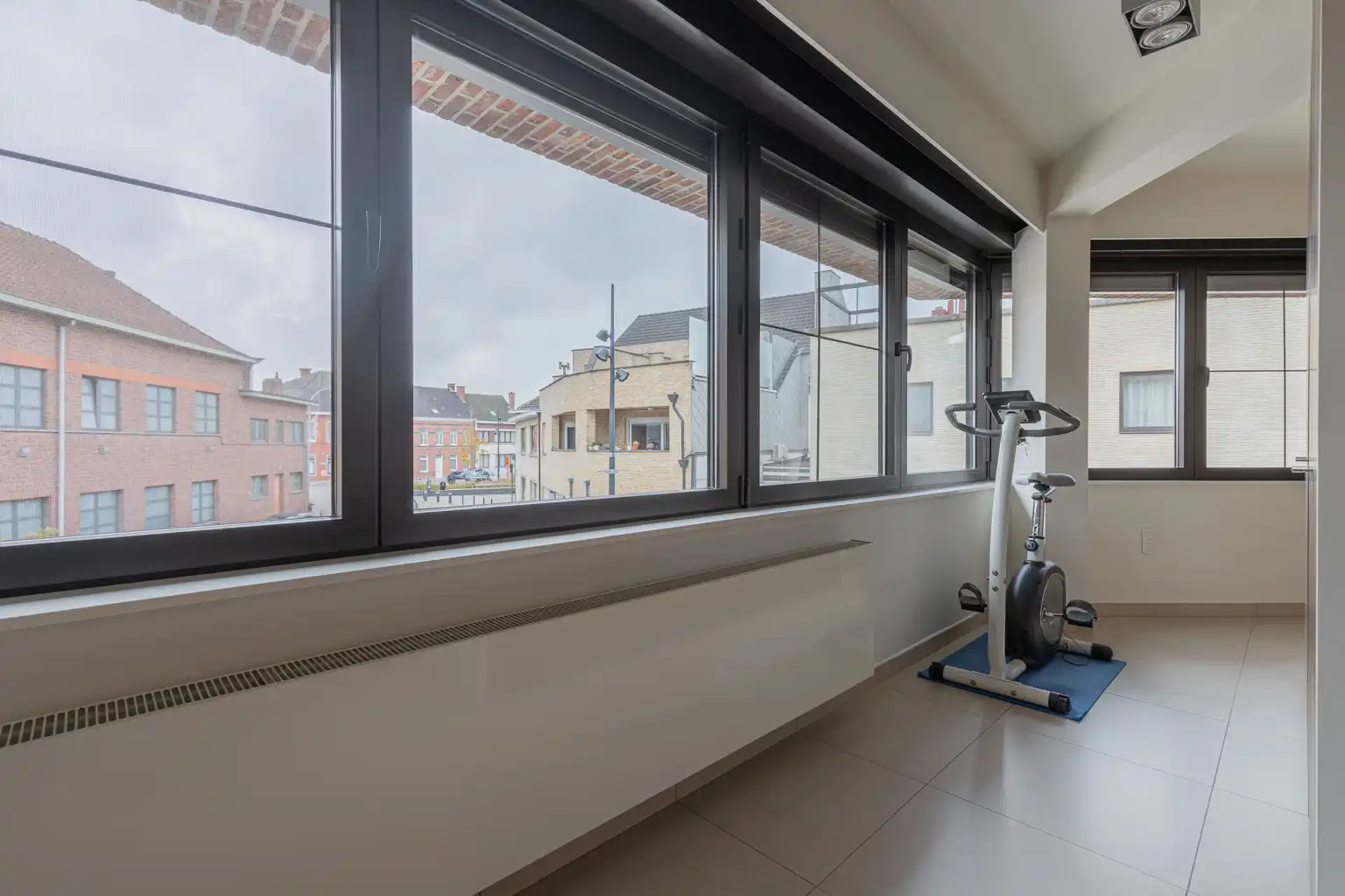 Gerenoveerd ruim appt 1e verd. met 3 slpk in hartje Opwijk! foto 17