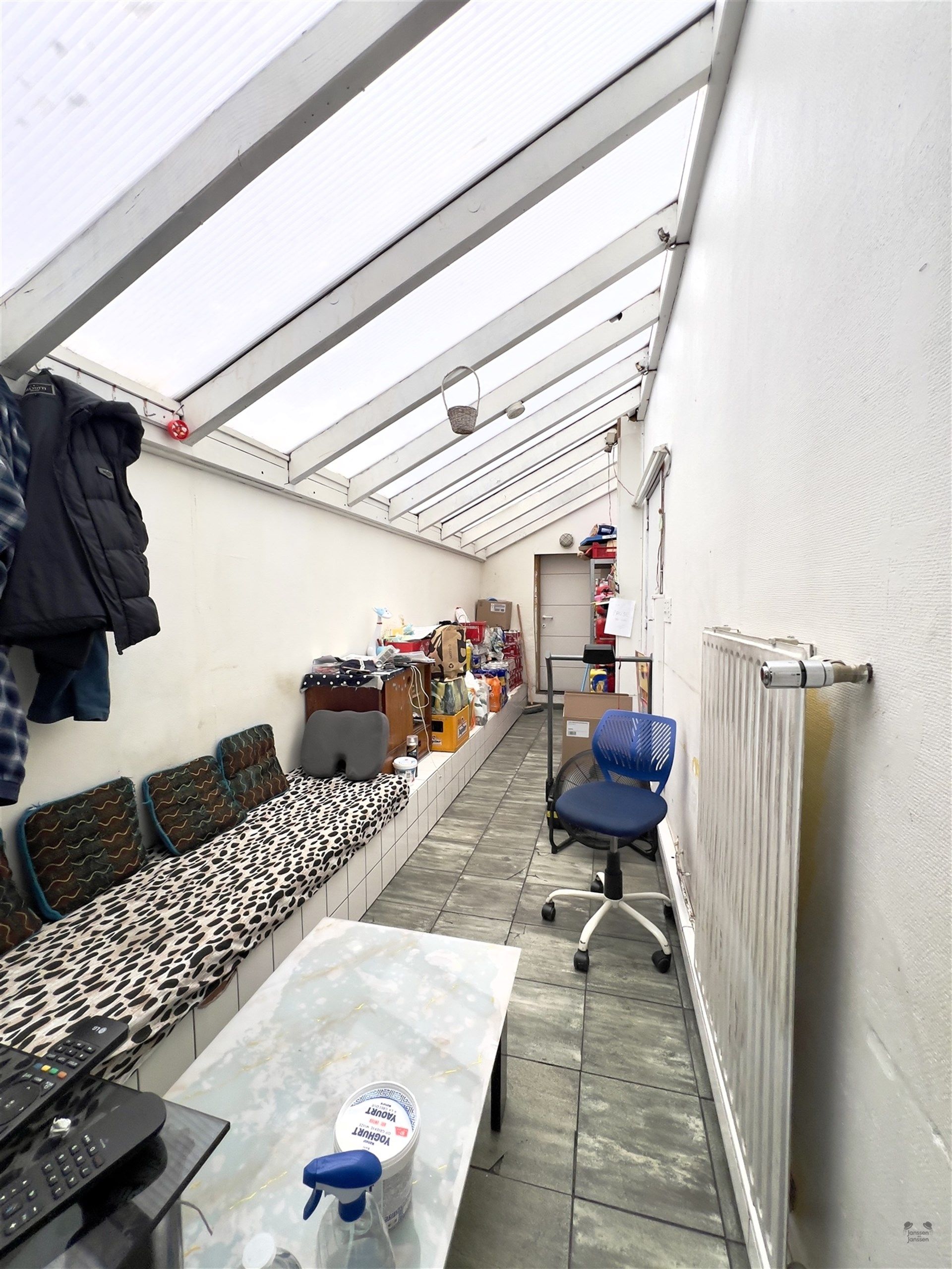 Handelspand met  woonst  4 slaapkamers te Oostende foto 3