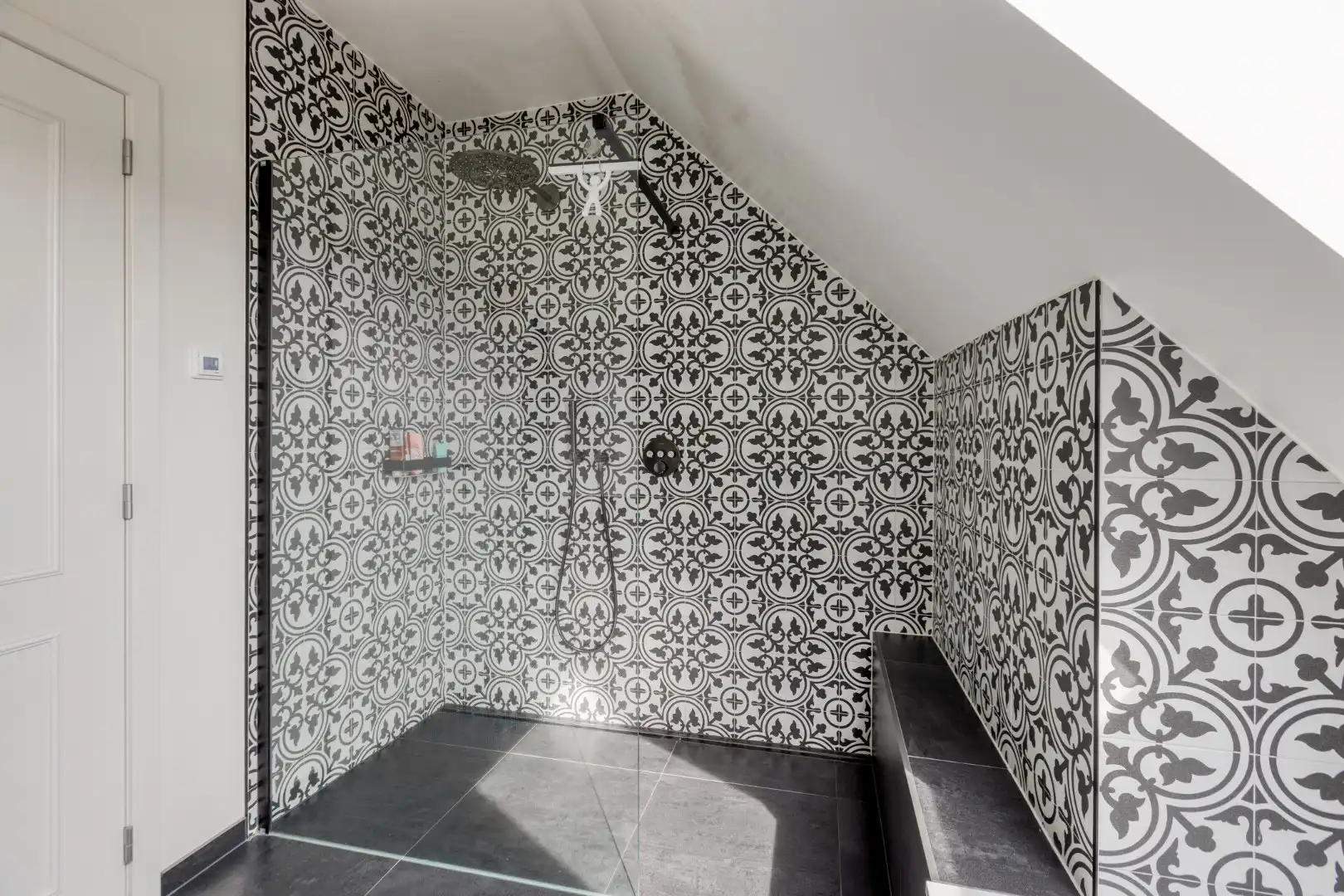 Ruim appartement met 3 slpks en prachtig terras, op wandel afstand van het centrum !  foto 23