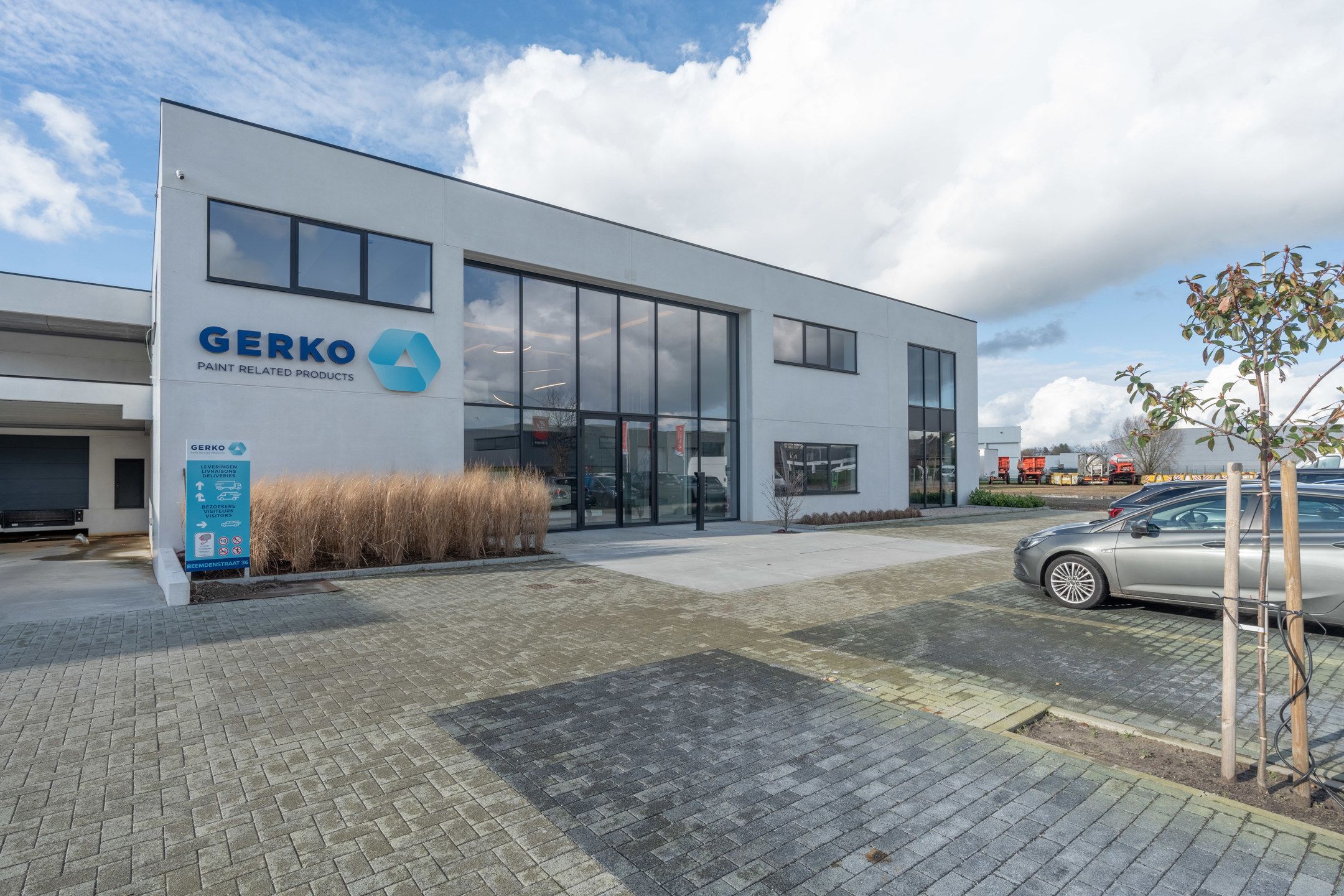 Prachtige nieuwbouw kantoren 253m², 58m² en 44m² te Beerse. foto 4