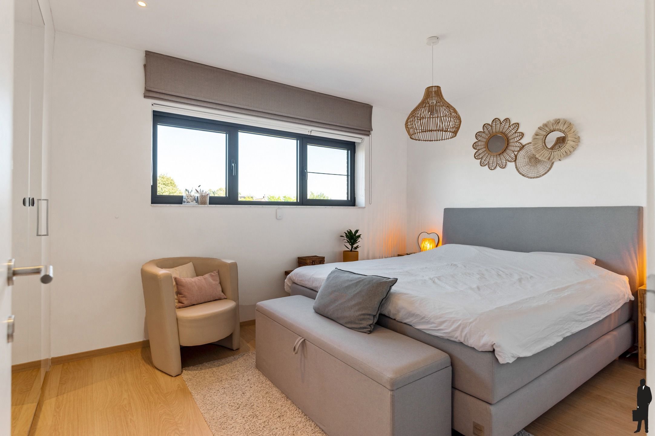 Prachtige energiezuinige woning met 4 slpks, 2 badks en tuin foto 17