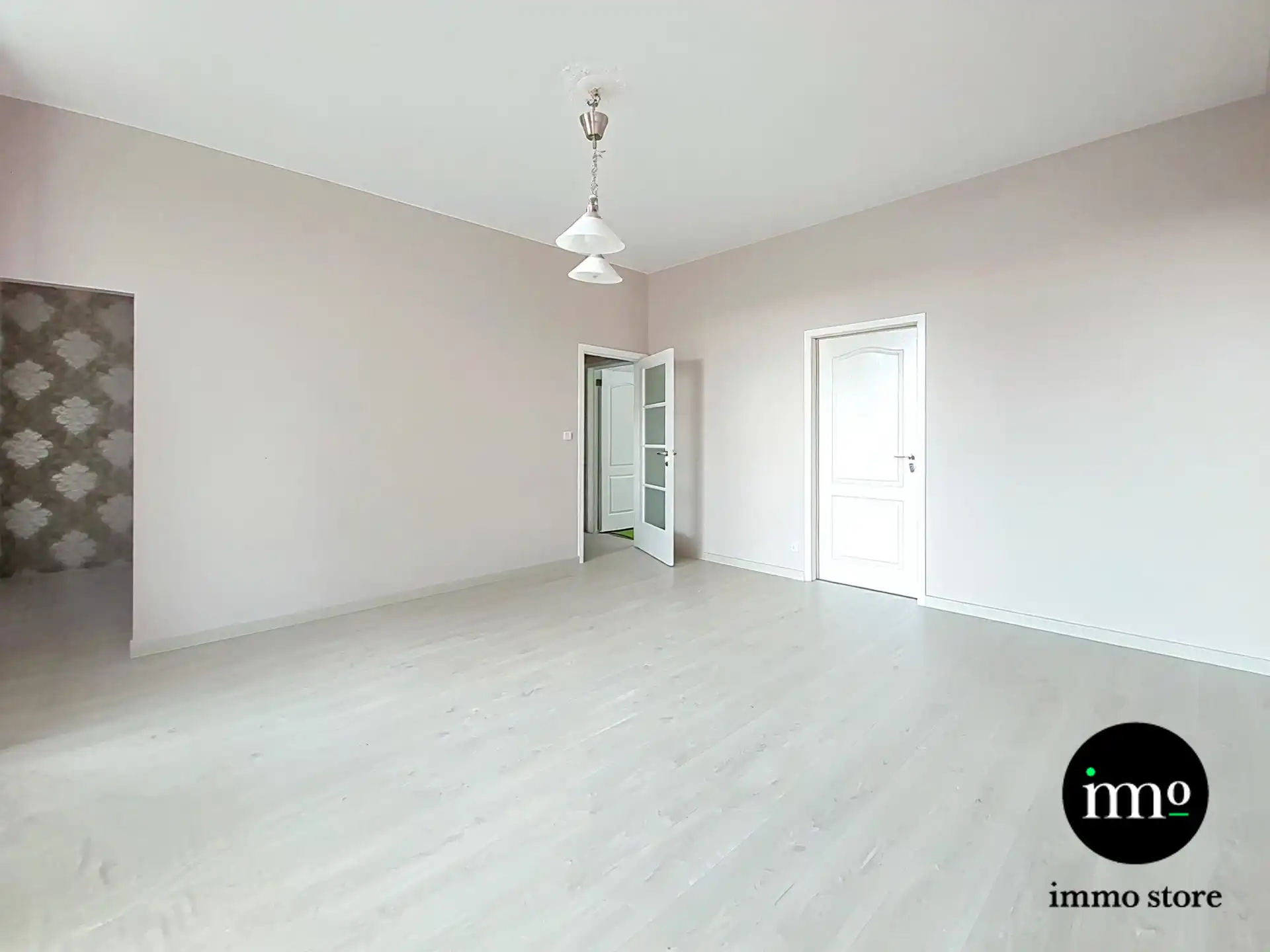 Ruime woning met 4 slpk en veel potentieel foto 26
