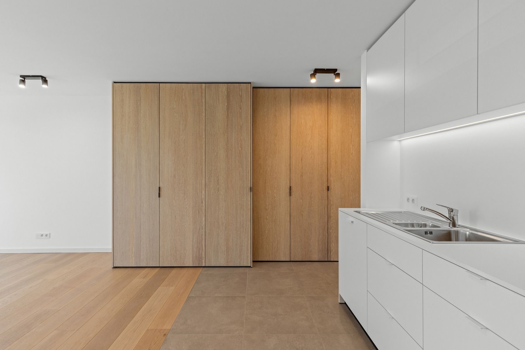 Hoogwaardig 2-slpk appartement op centrale ligging te Gent foto 6