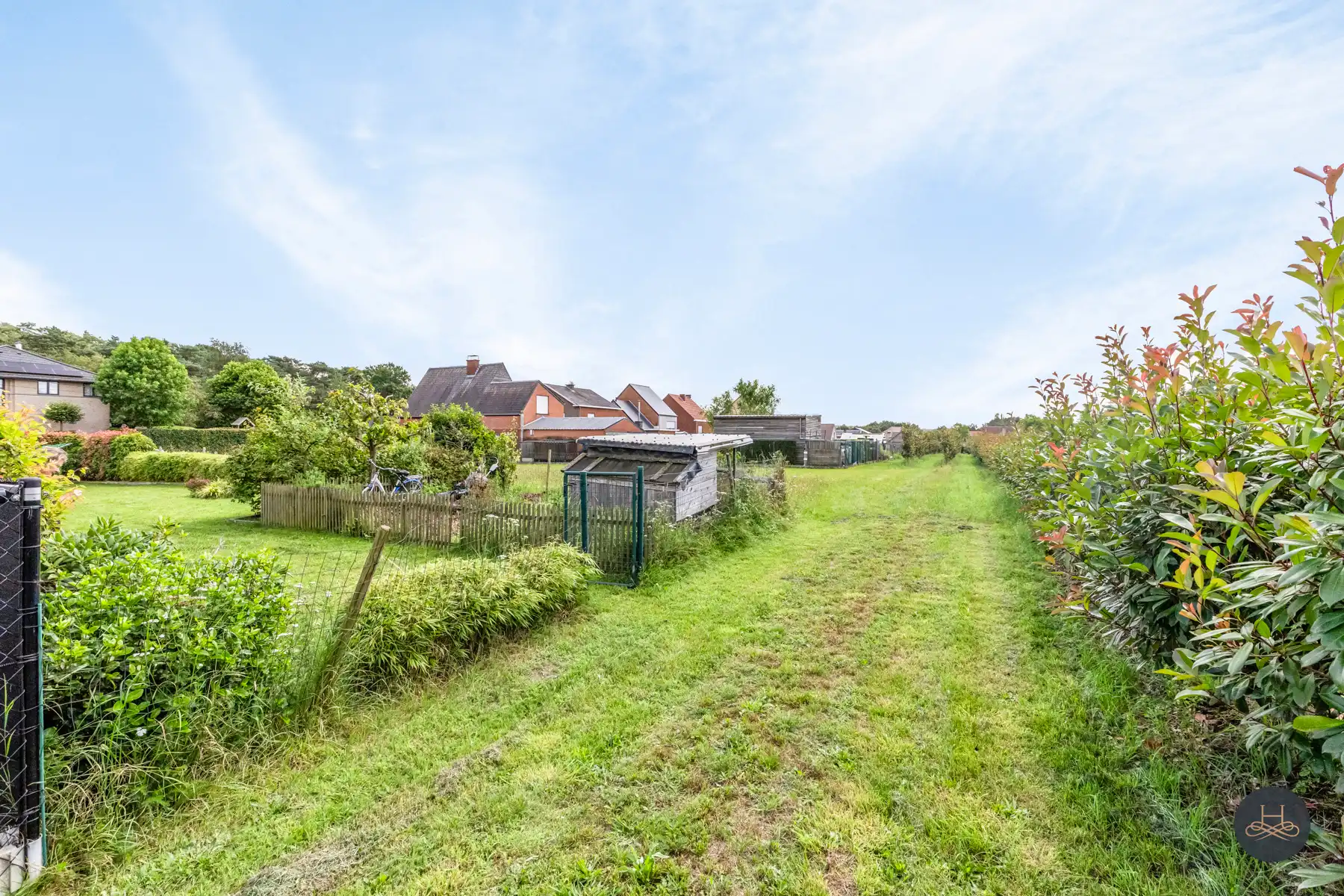 Leuke woning met grote tuin foto 24
