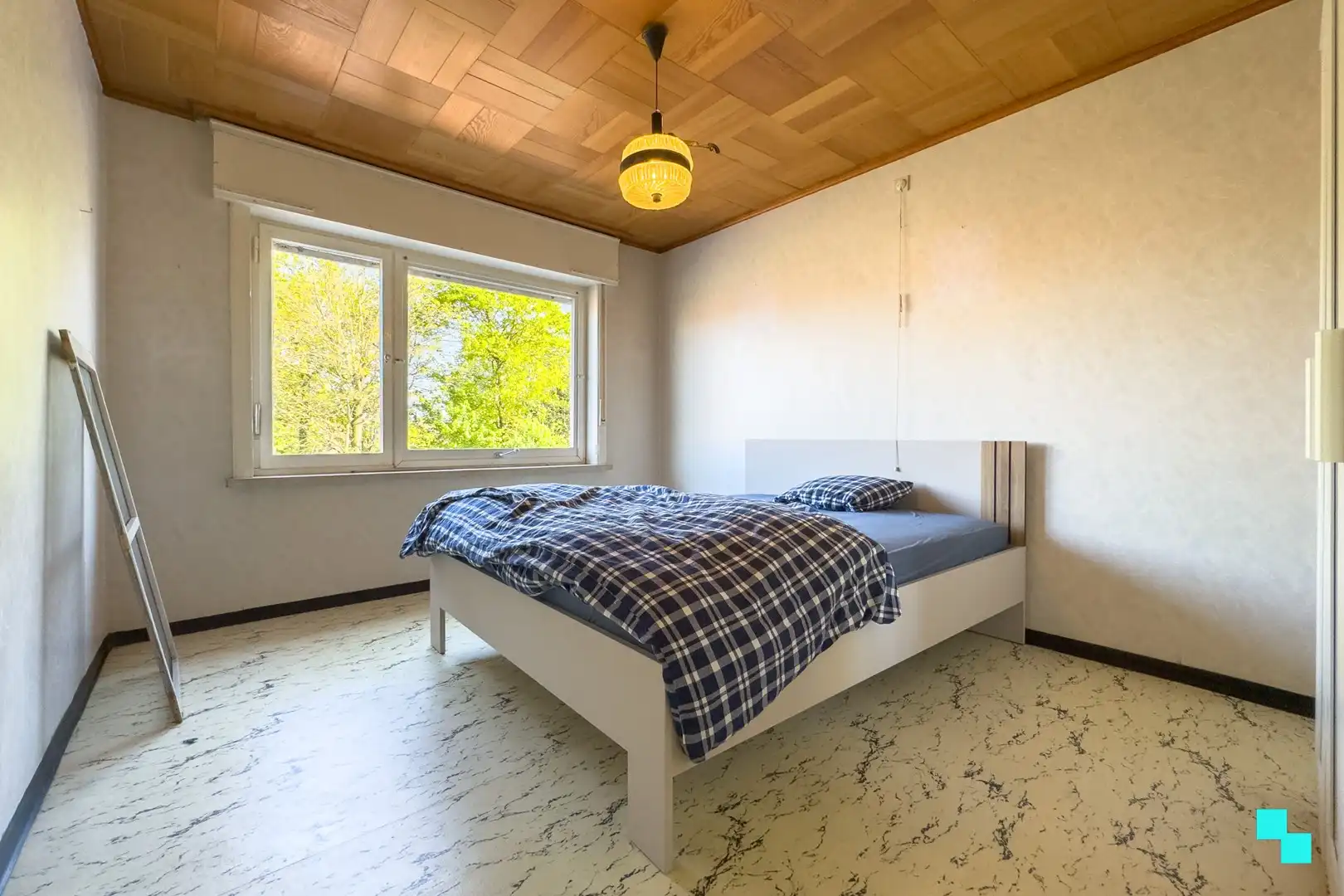 Halfopen woning in doodlopende straat te Sint-Eloois-Winkel foto 20