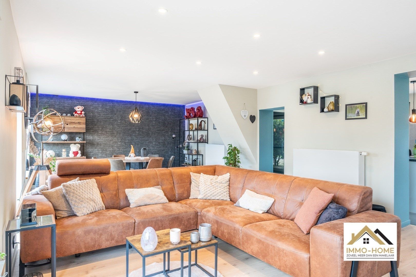 Ruime gerenoveerde woning met ruime grond!  foto 8