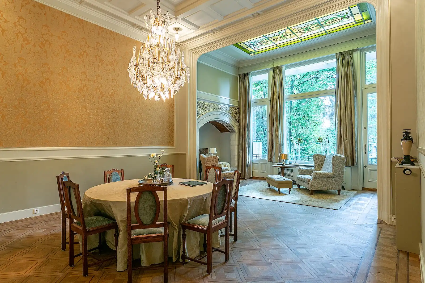 ANTWERPEN-STADSPARK - Historisch stadspaleis met omvangrijke en rustige tuin foto 3