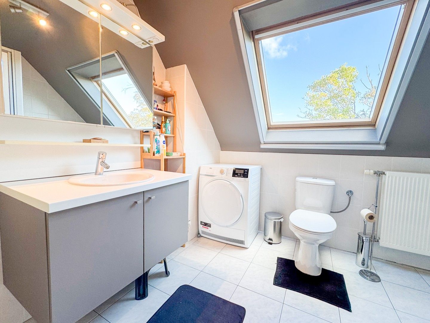 Gezellig duplex appartement in centrum Ursel foto 11