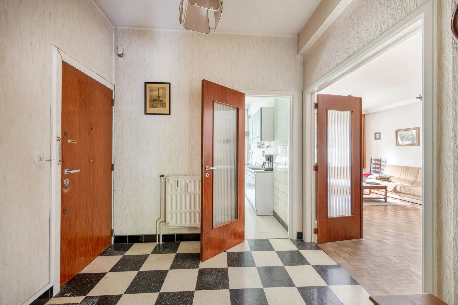 Goed gelegen gelijkvloersappartement met 2 slaapkamers foto 12