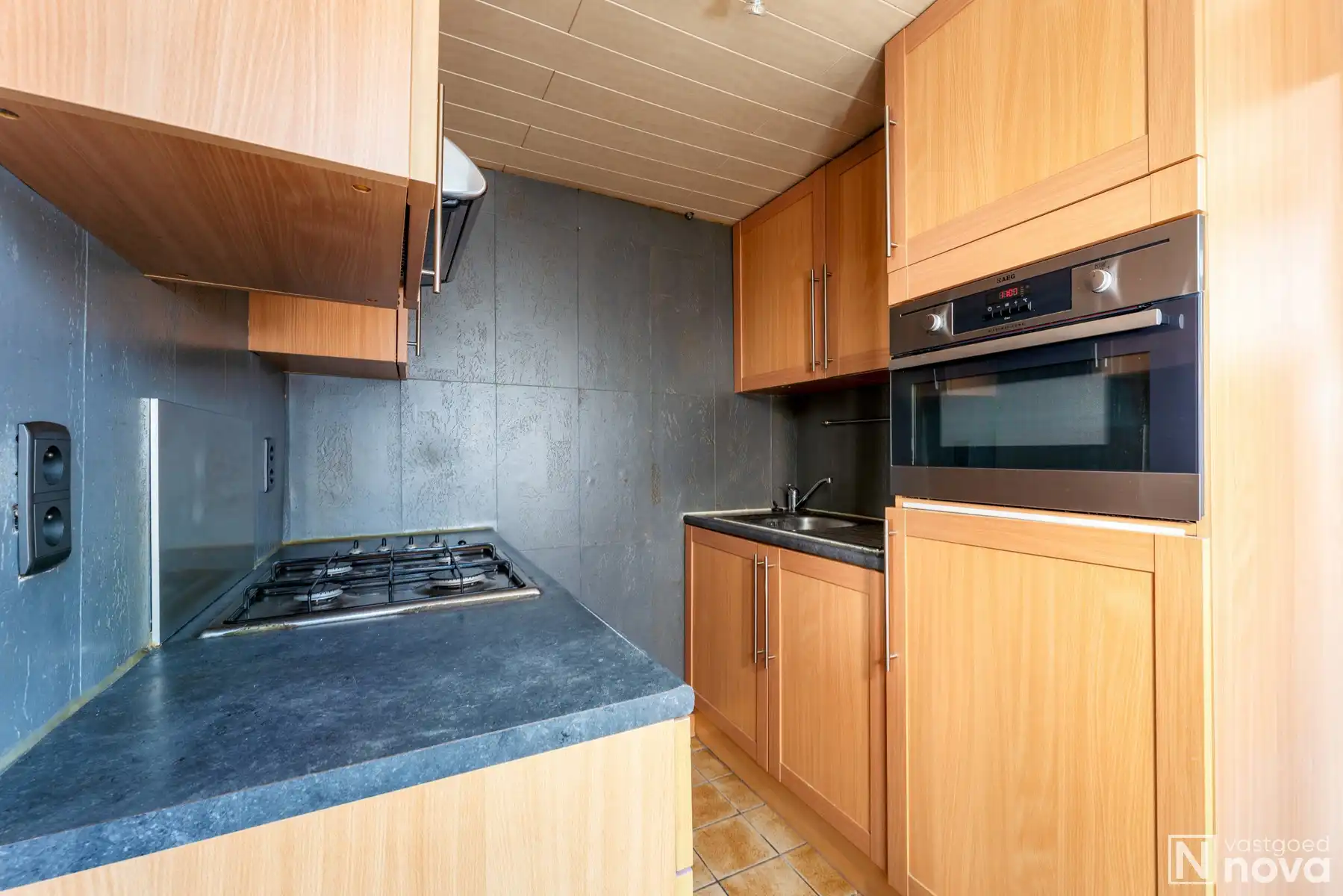 Centraal gelegen woning met 3 slaapkamers - zongerichte tuin foto 5