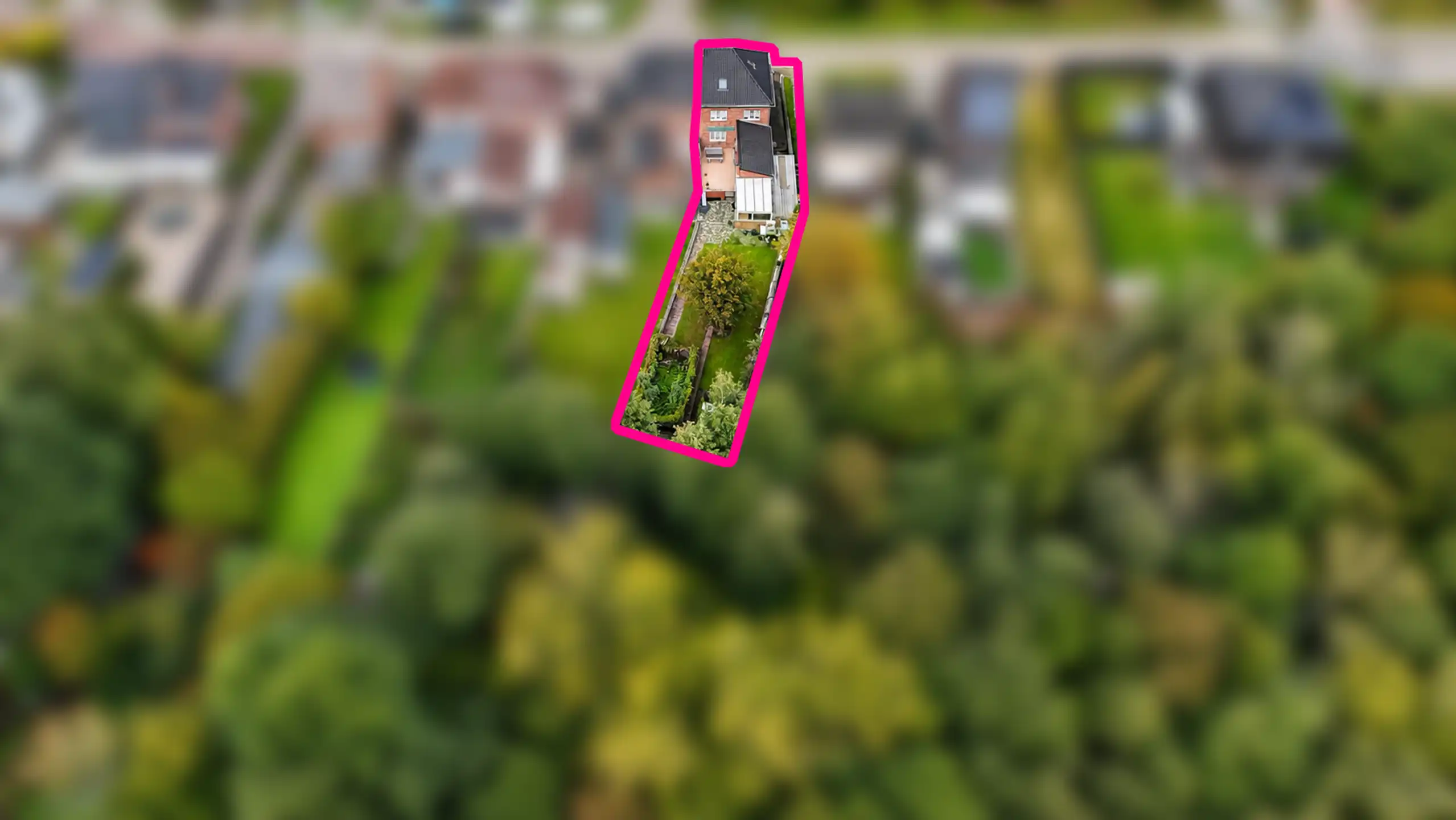 Instapklare halfopen bebouwing met zonnige tuin en garagebox foto 52
