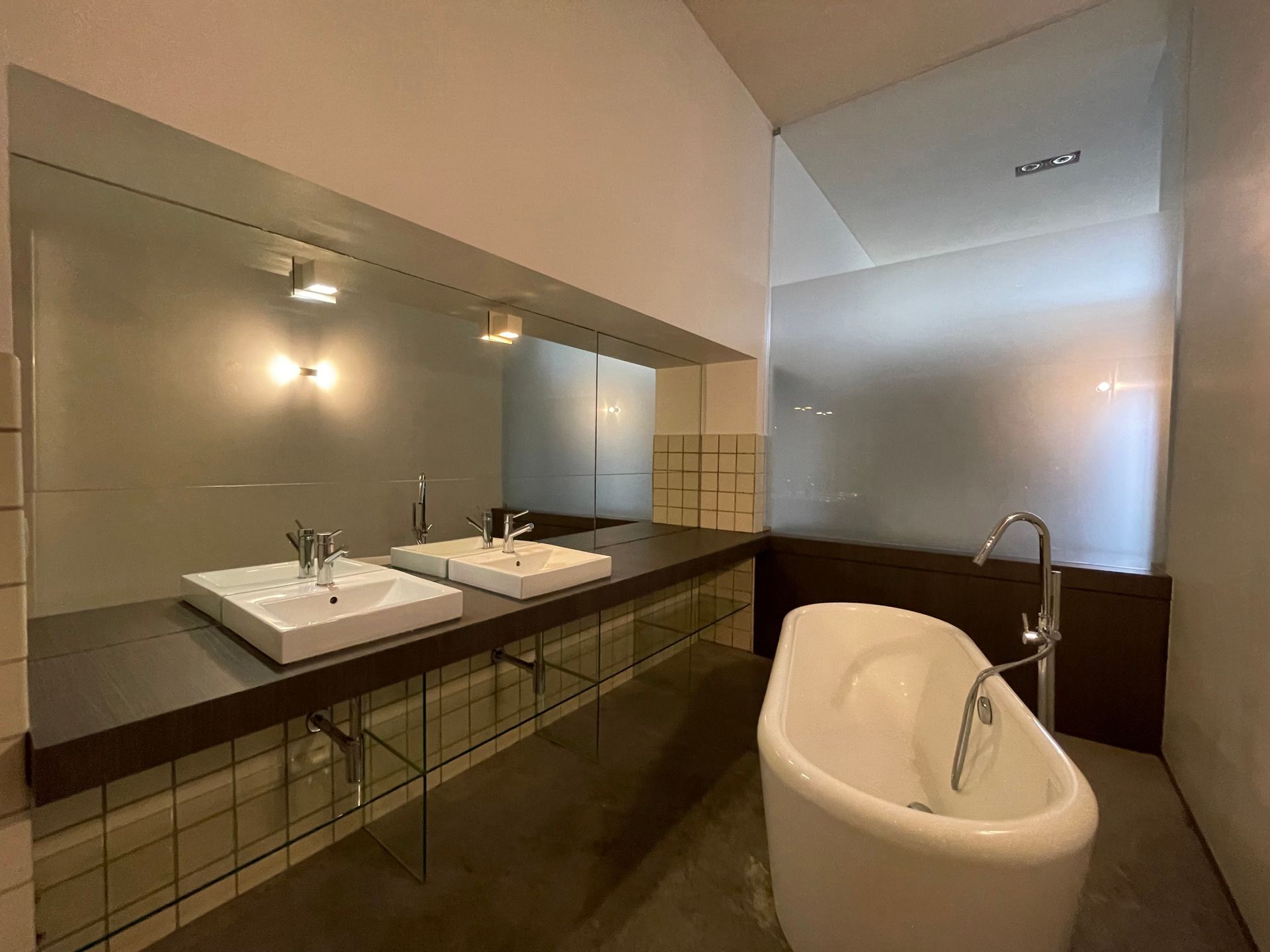 Exclusieve loft 240 m² met 4 slpk & 2 badk foto 18