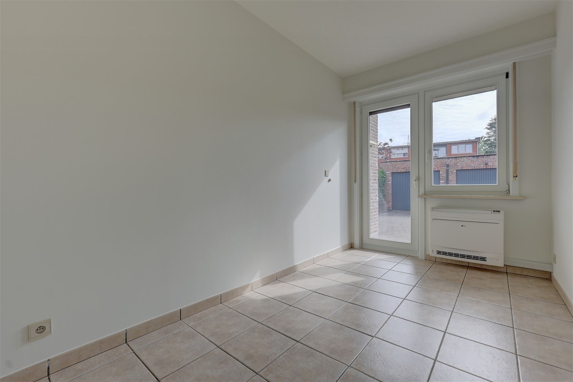 Energiezuinig gelijkvloersappartement met twee slaapkamers en garagebox foto 9