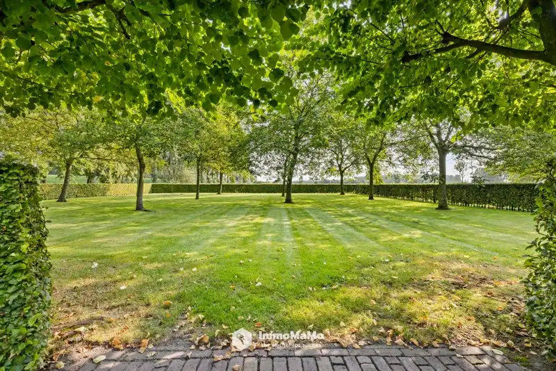 UNIEKE VILLA MET BINNENZWEMBAD EN PAARDENSTALLEN OP EEN TOPLOCATIE TE KOOP IN MENDONK (GENT) foto 68