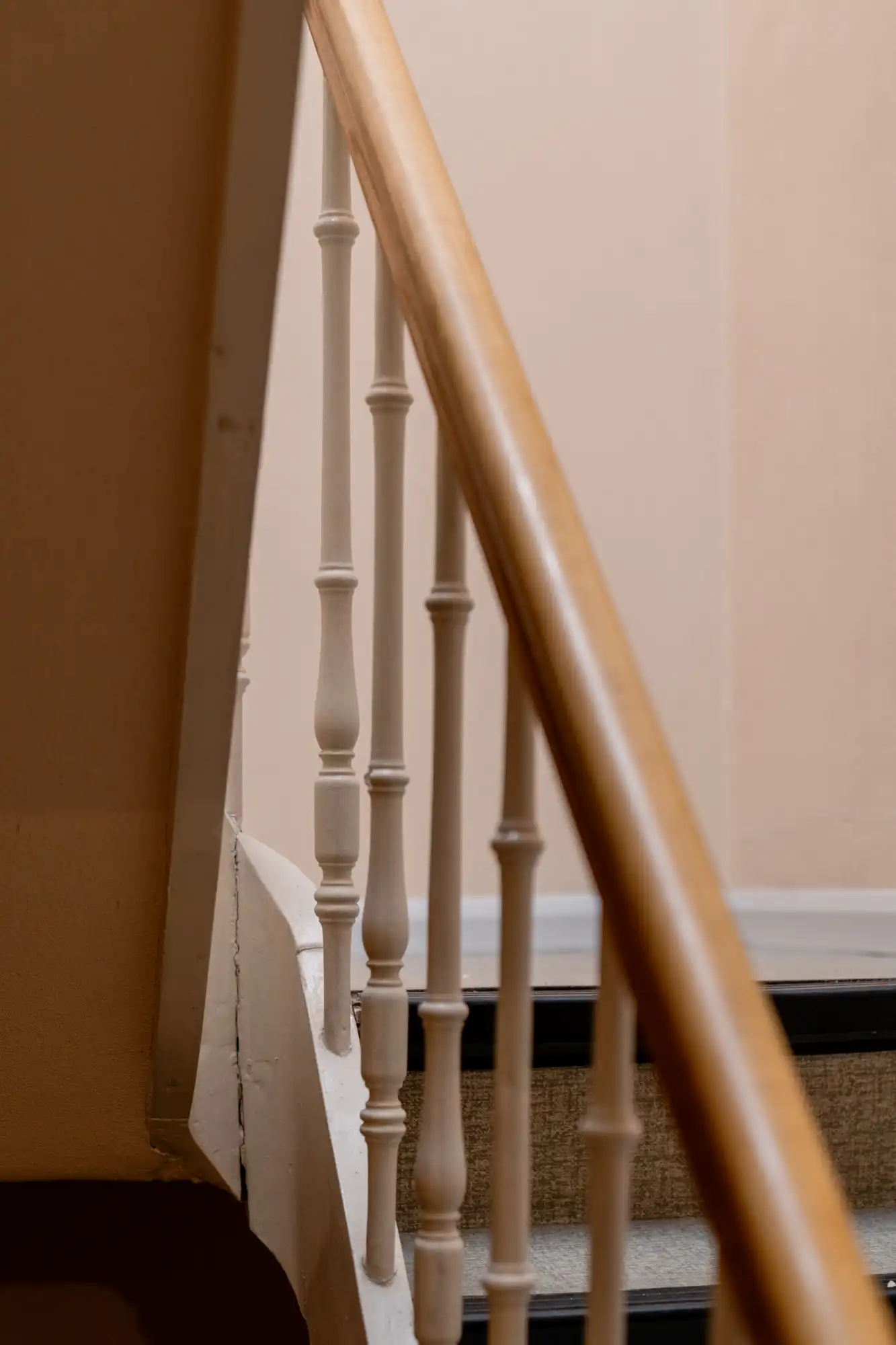 Woning waarbij je (na renovatie) alleen nog maar ‘achter de geraniums wilt zitten’ foto 16