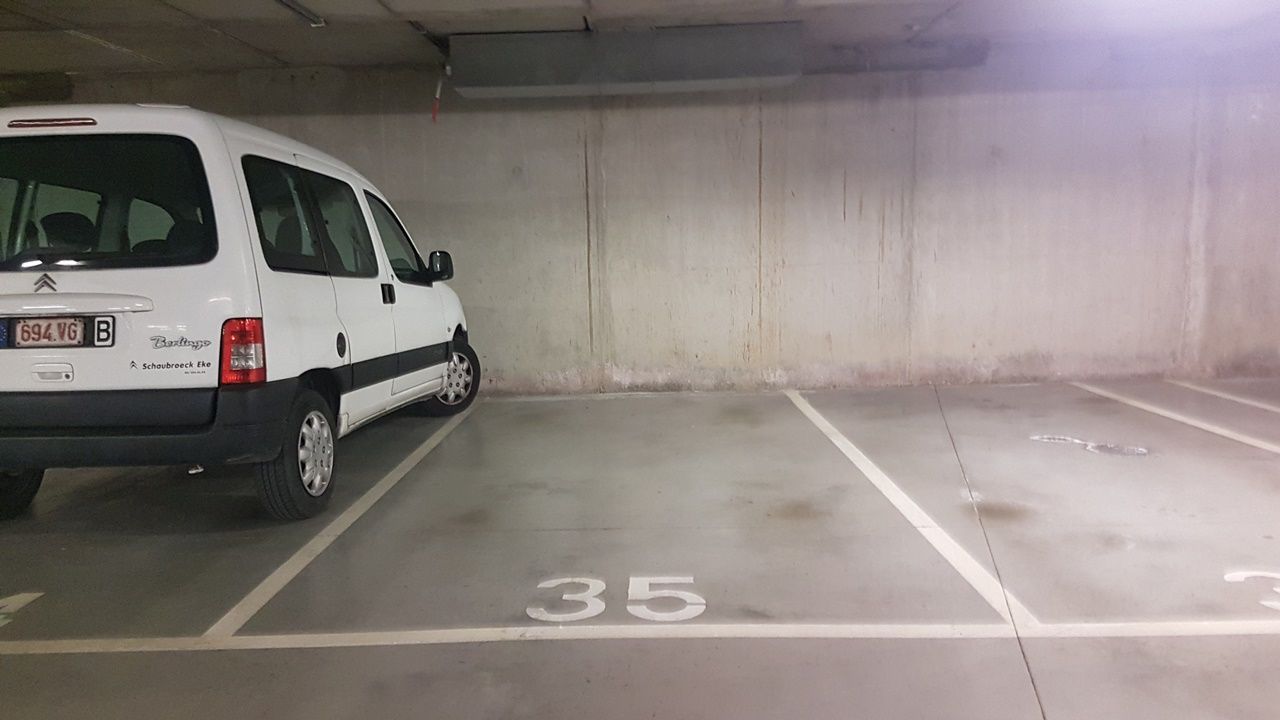 PARKING KURSAAL 2 foto {{pictureIndex}}