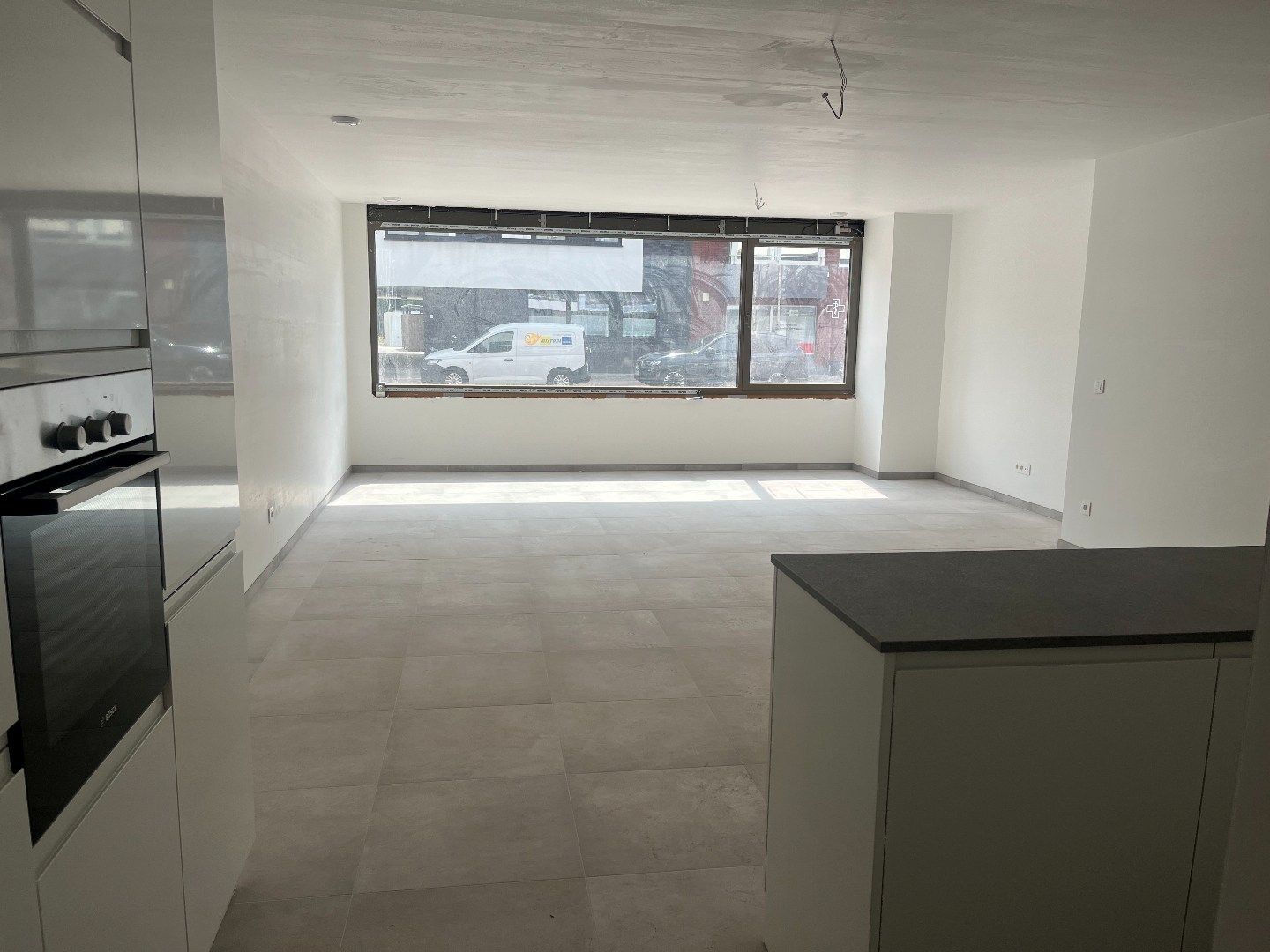 Gelijkvloers appartement met tuin in hartje Sijsele! foto 2