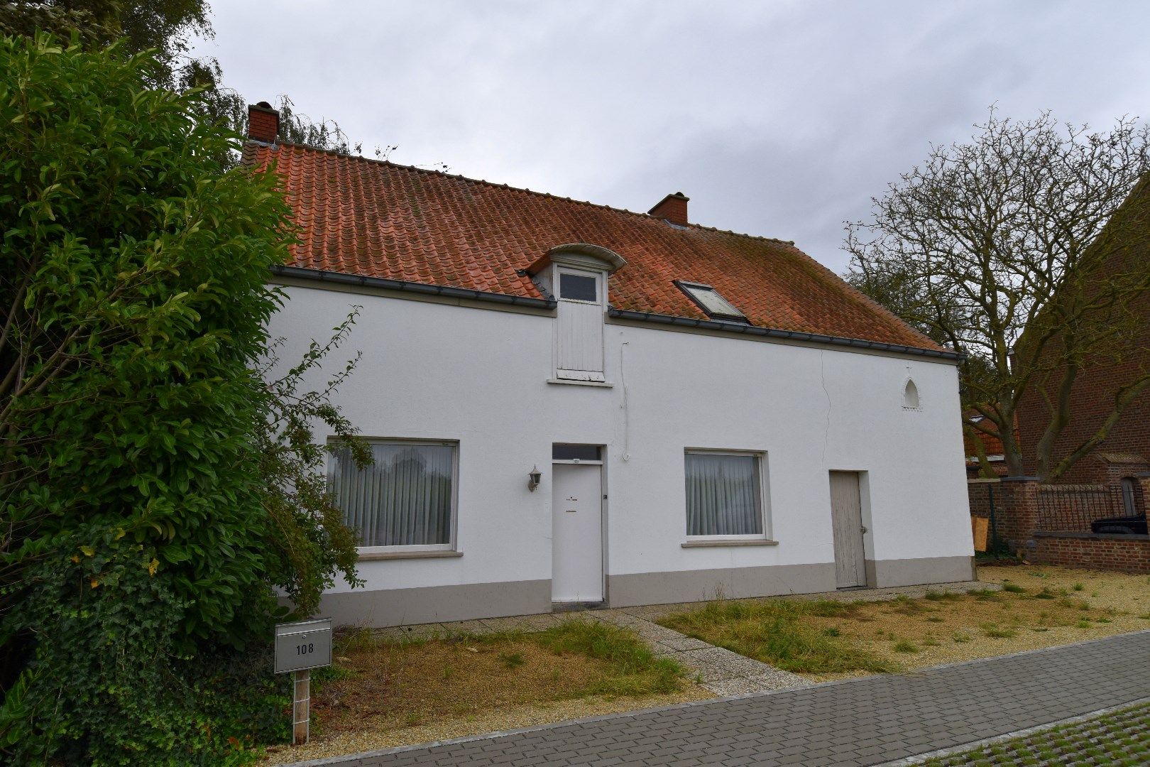 Alleenstaande woning te koop in Gullegem vlakbij Domein Bergelen foto 2