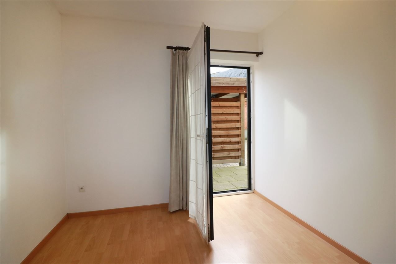 Gunstig gelegen, gelijkvloers appartement met 2 slpk. en terras foto 16