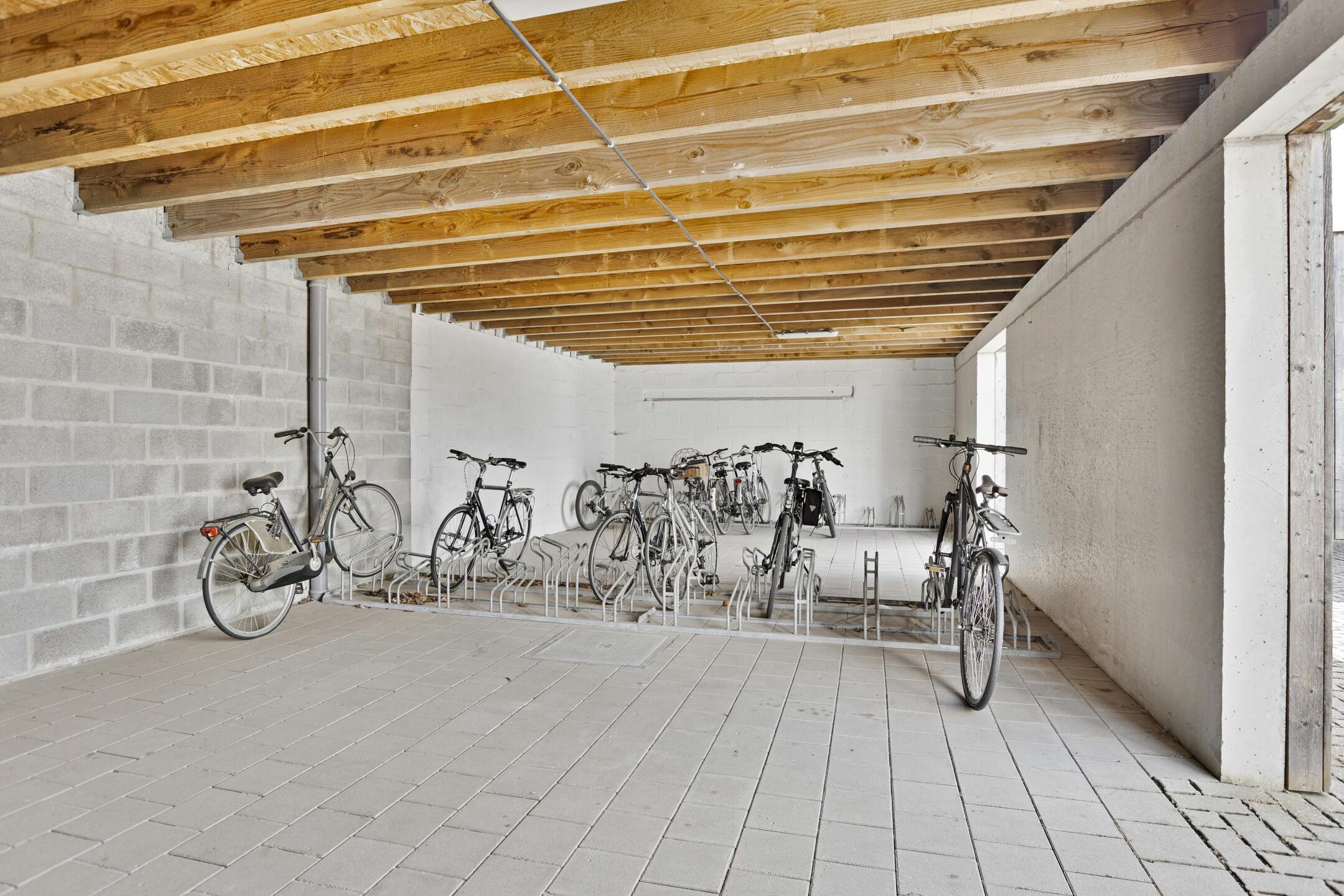 Appartement met garage te huur in Veurne. foto 22